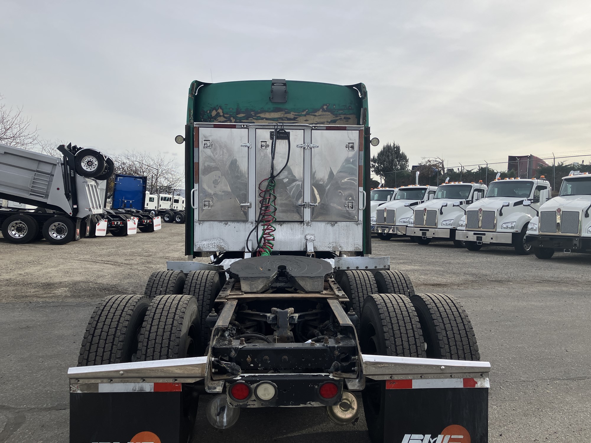 1999 Kenworth W900 1999 Kenworth W900 - image 4 of 6