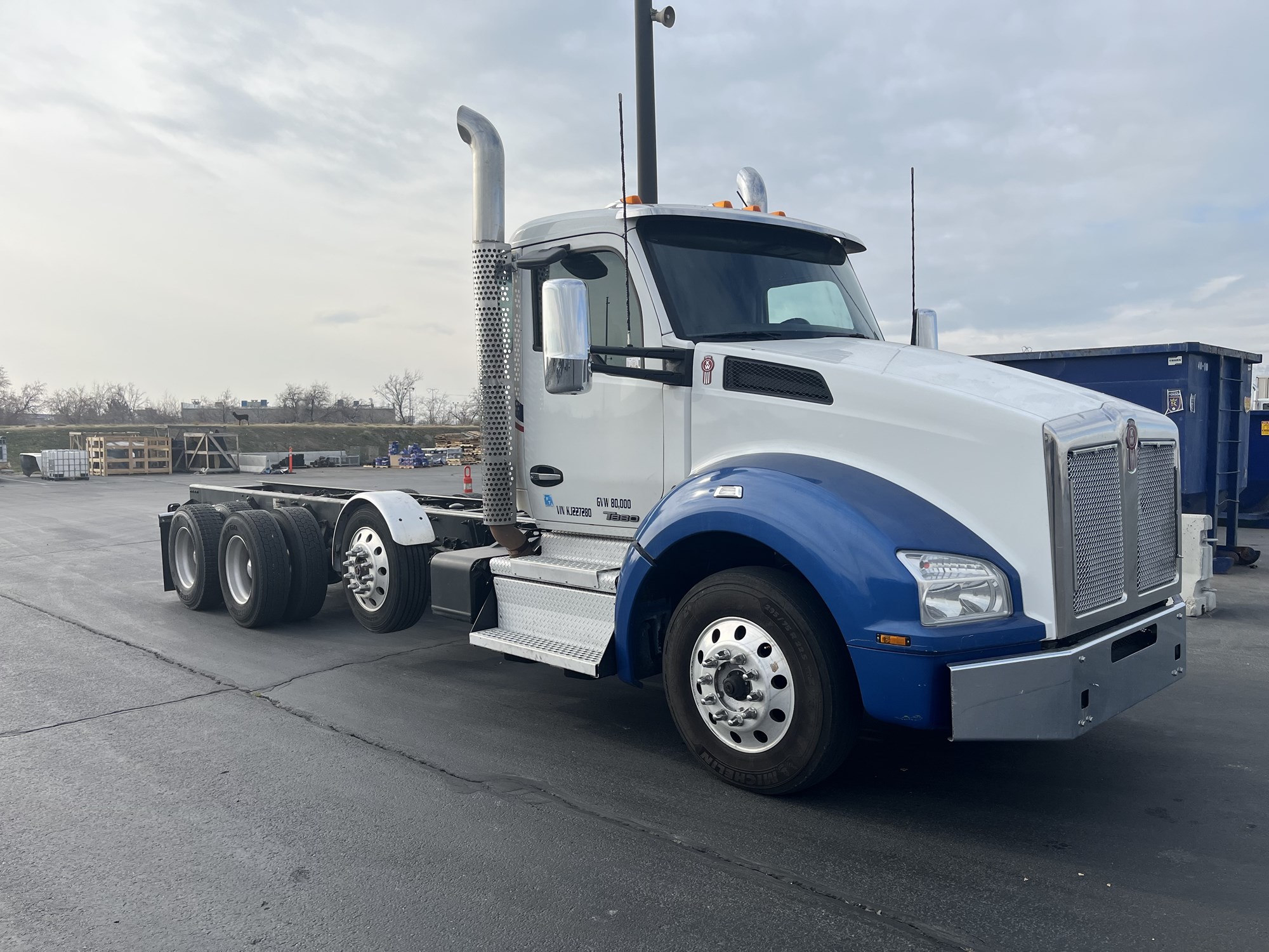 2019 Kenworth T880 - image 2 of 2