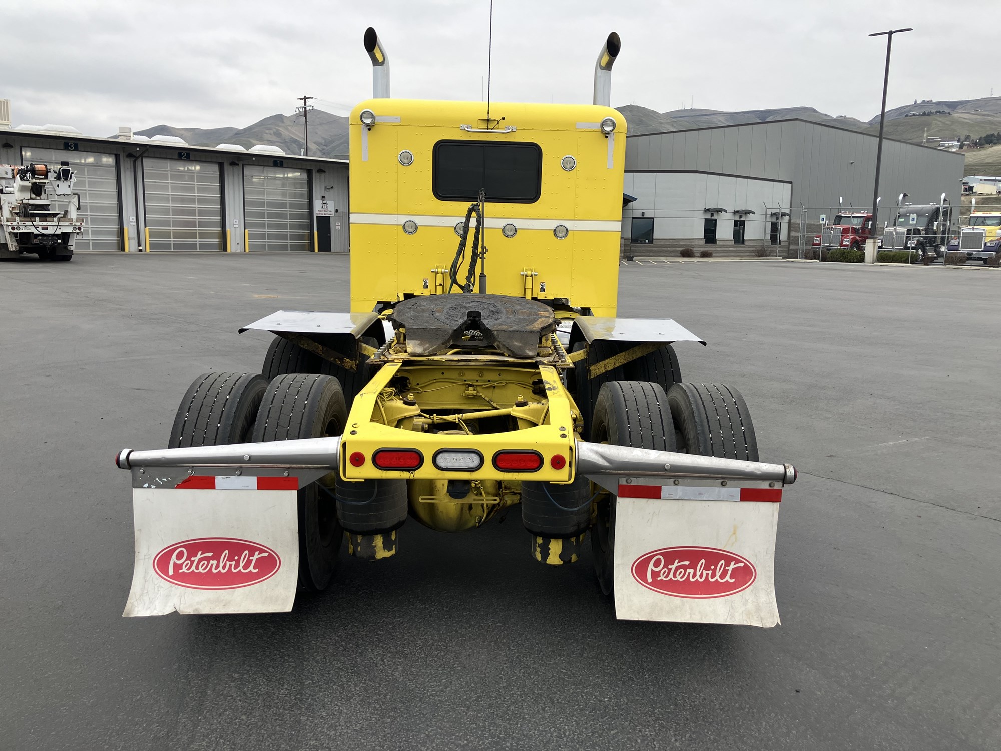 2022 Peterbilt 389 2022 Peterbilt 389 - image 6 of 6