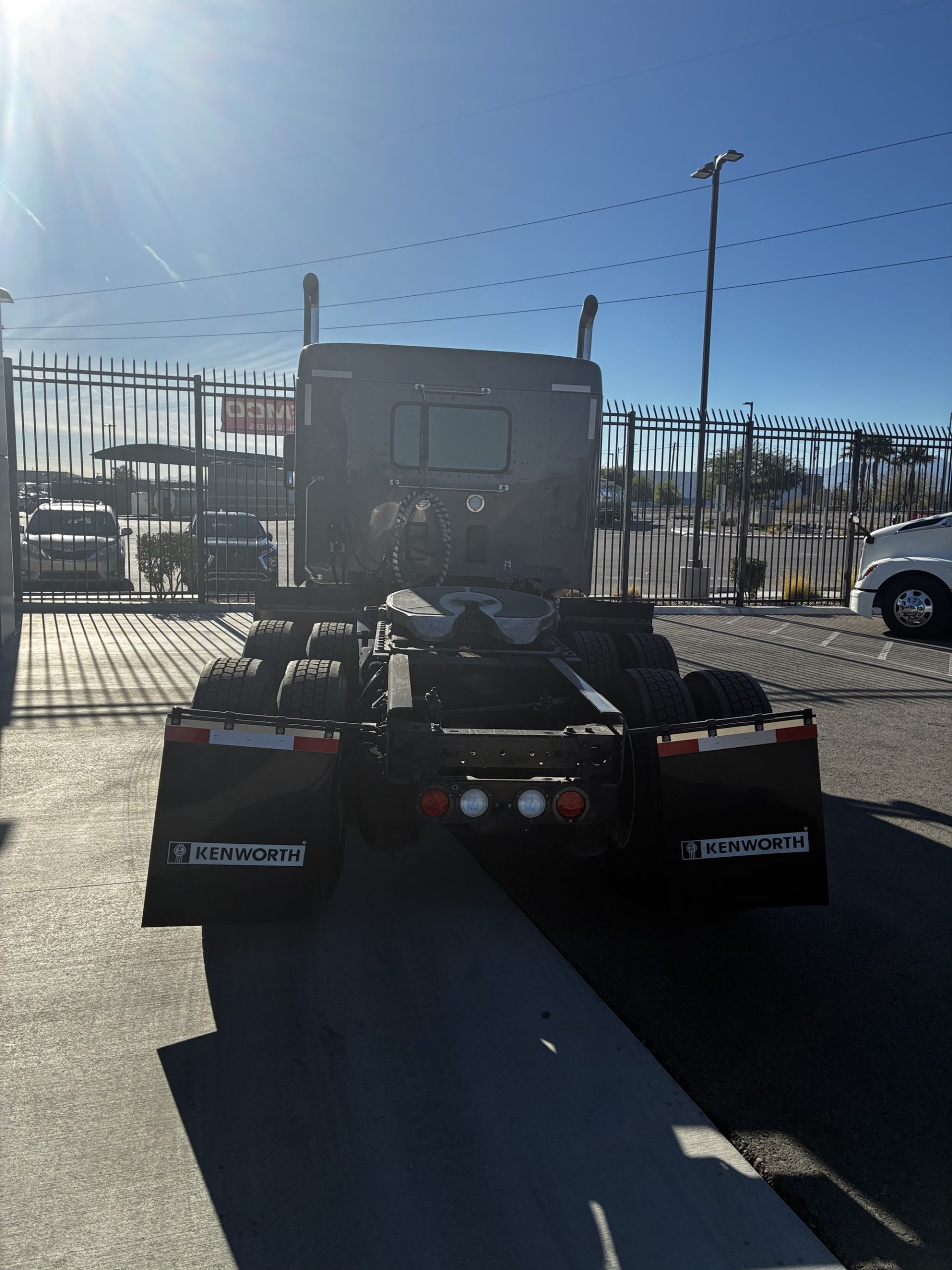 2022 Kenworth T880 2022 Kenworth T880 - image 6 of 6