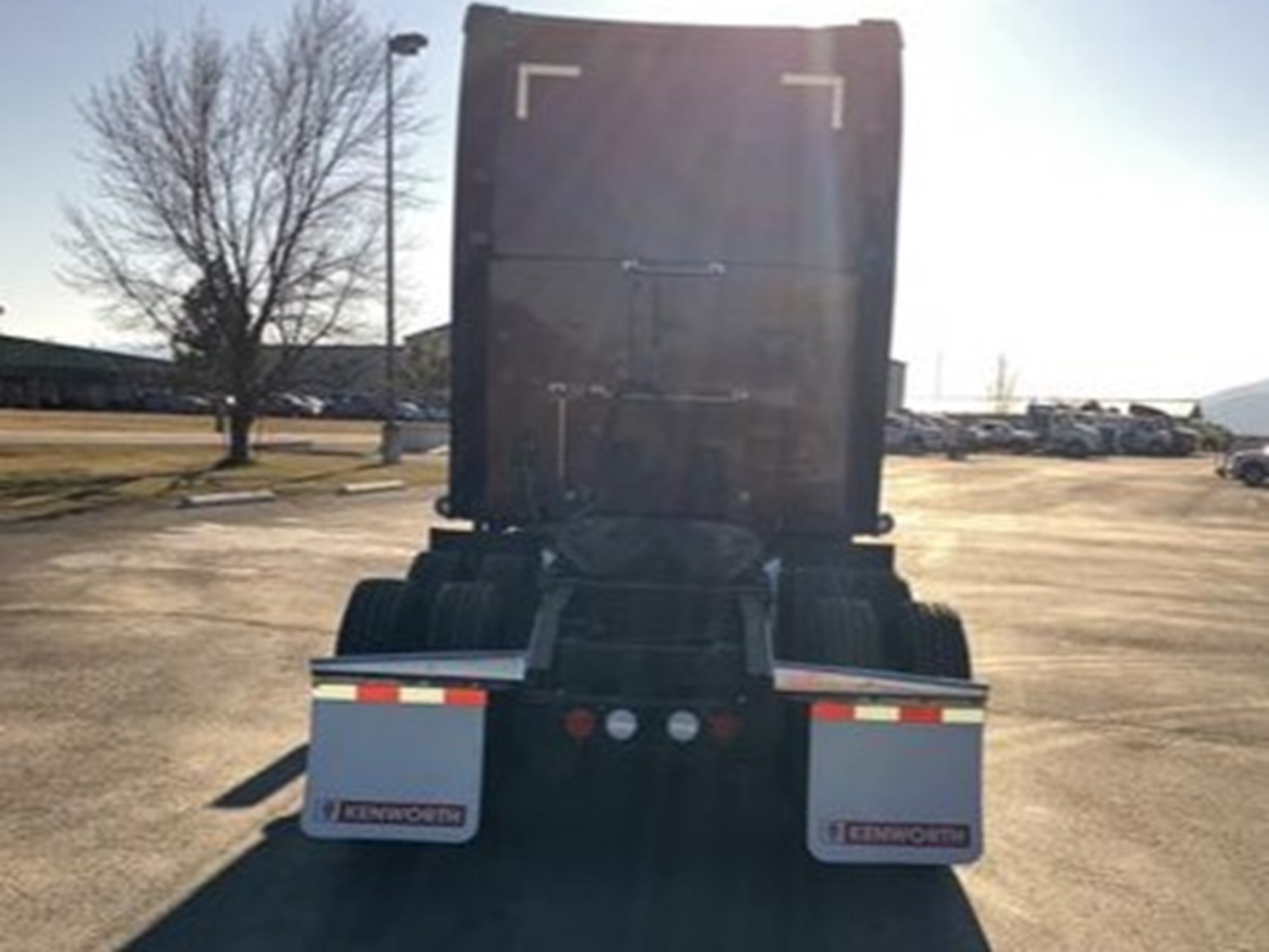 2023 Kenworth T680 - image 6 of 6