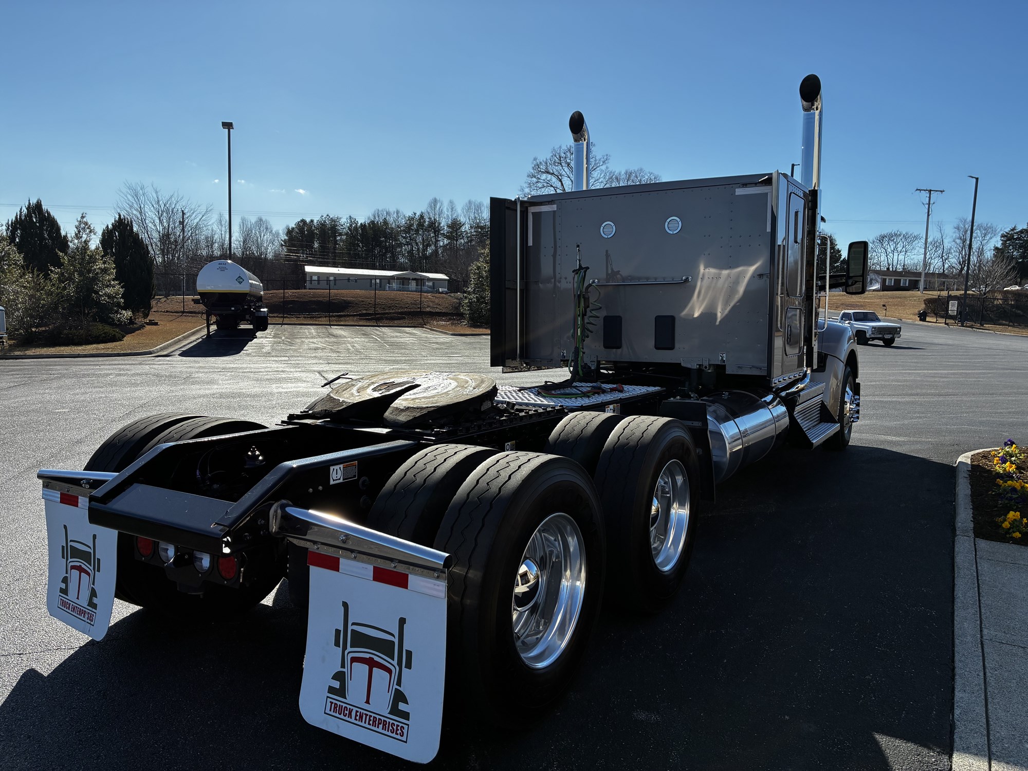 2025 Kenworth W990 2025 Kenworth W990 - image 6 of 6