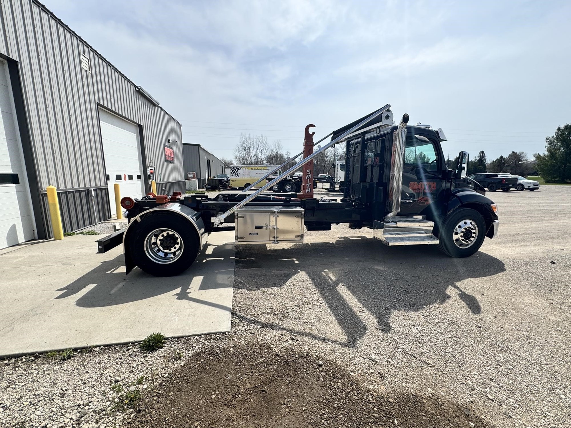 2025 Kenworth T280 - image 5 of 6
