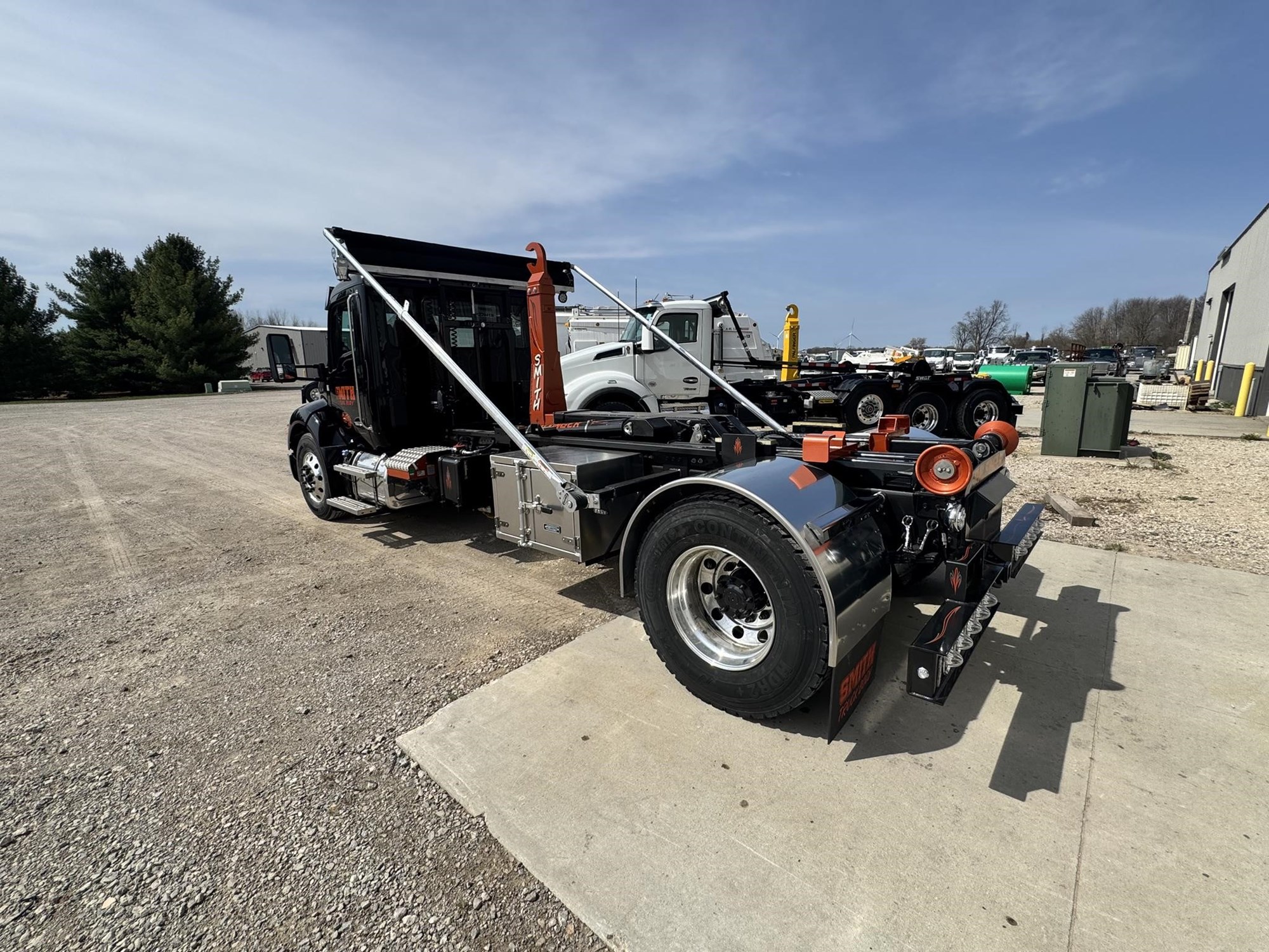 2025 Kenworth T280 - image 6 of 6