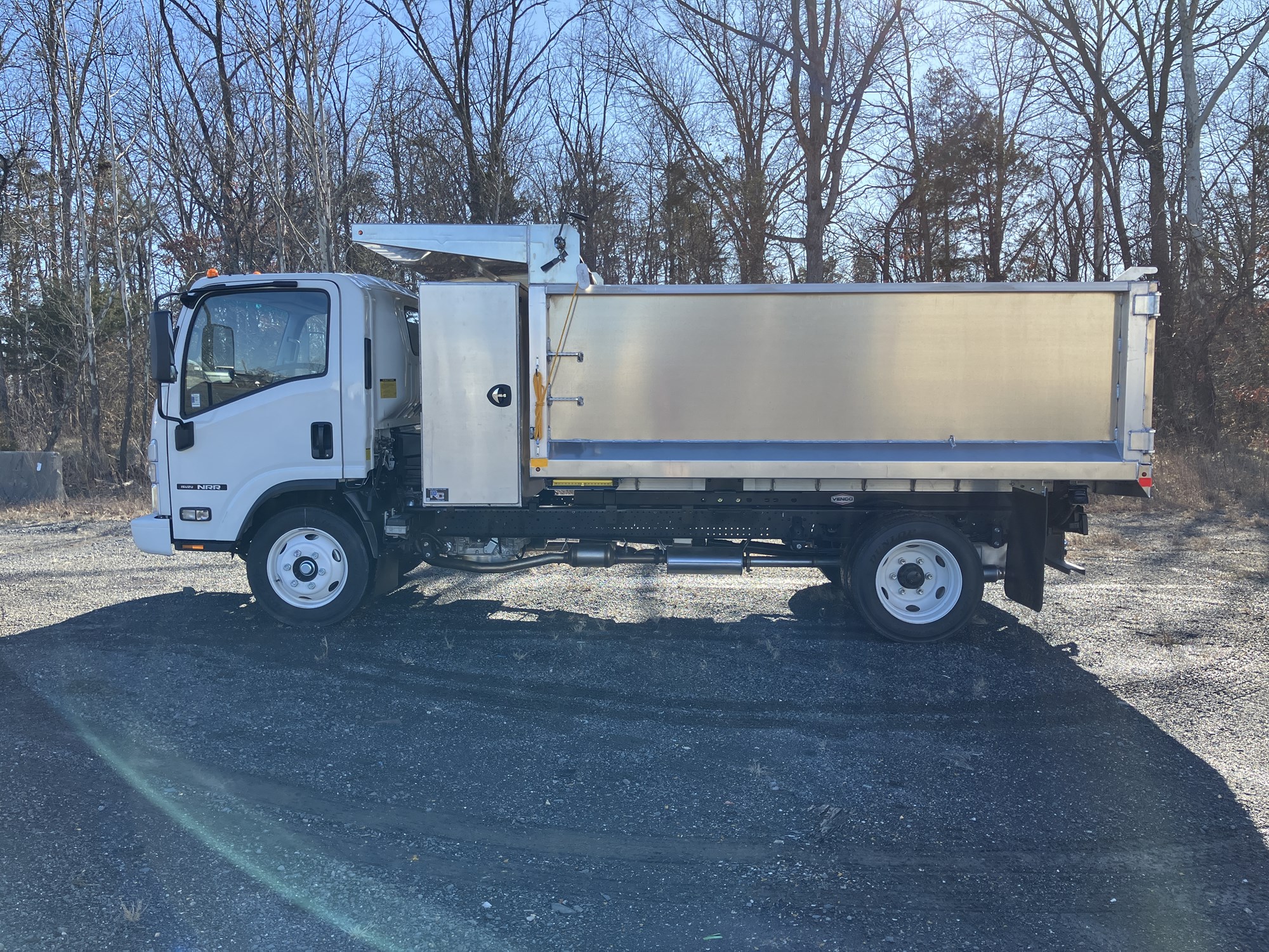 2025 Isuzu NRR GAS 1U3 - image 6 of 6