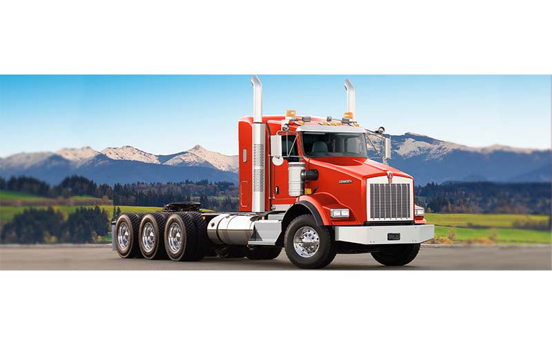 Kenworth T800W (Wide Hood) - image 1 of 1