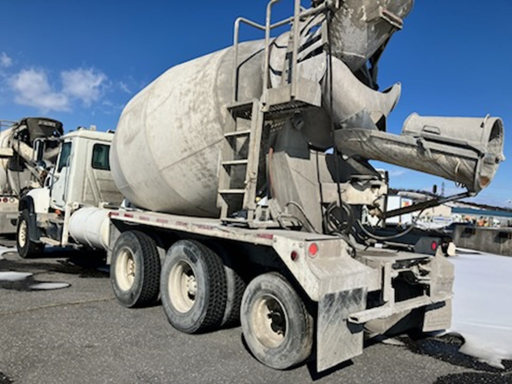 2006 Mack CV713 Granite 2006 Mack CV713 Granite - image 4 of 5