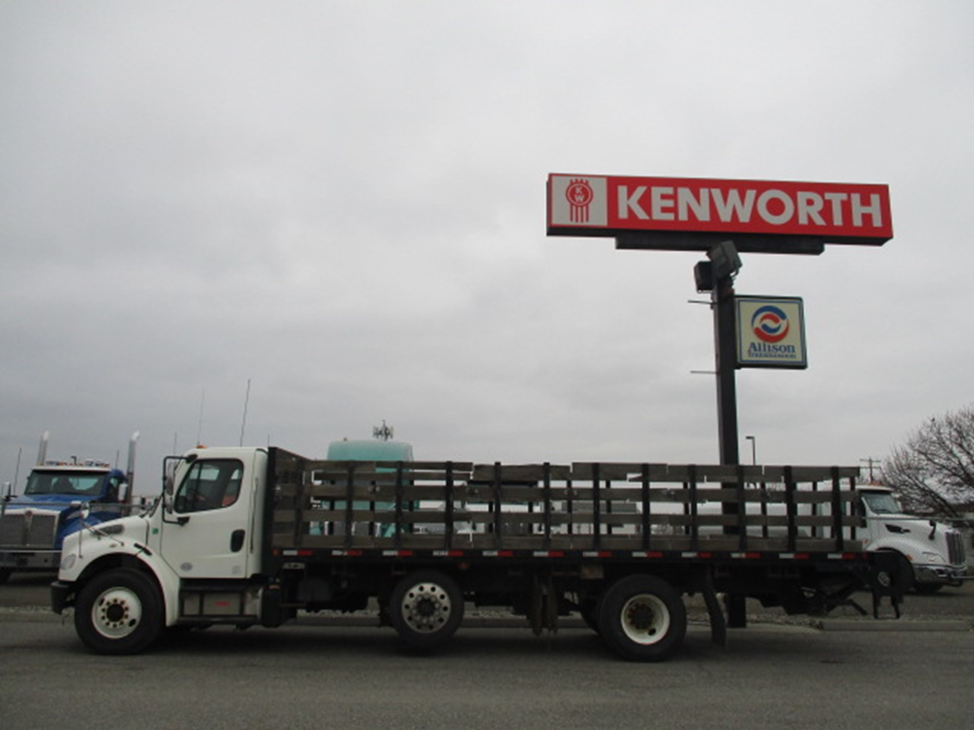 2016 Freightliner M2 2016 Freightliner M2 - image 4 of 6