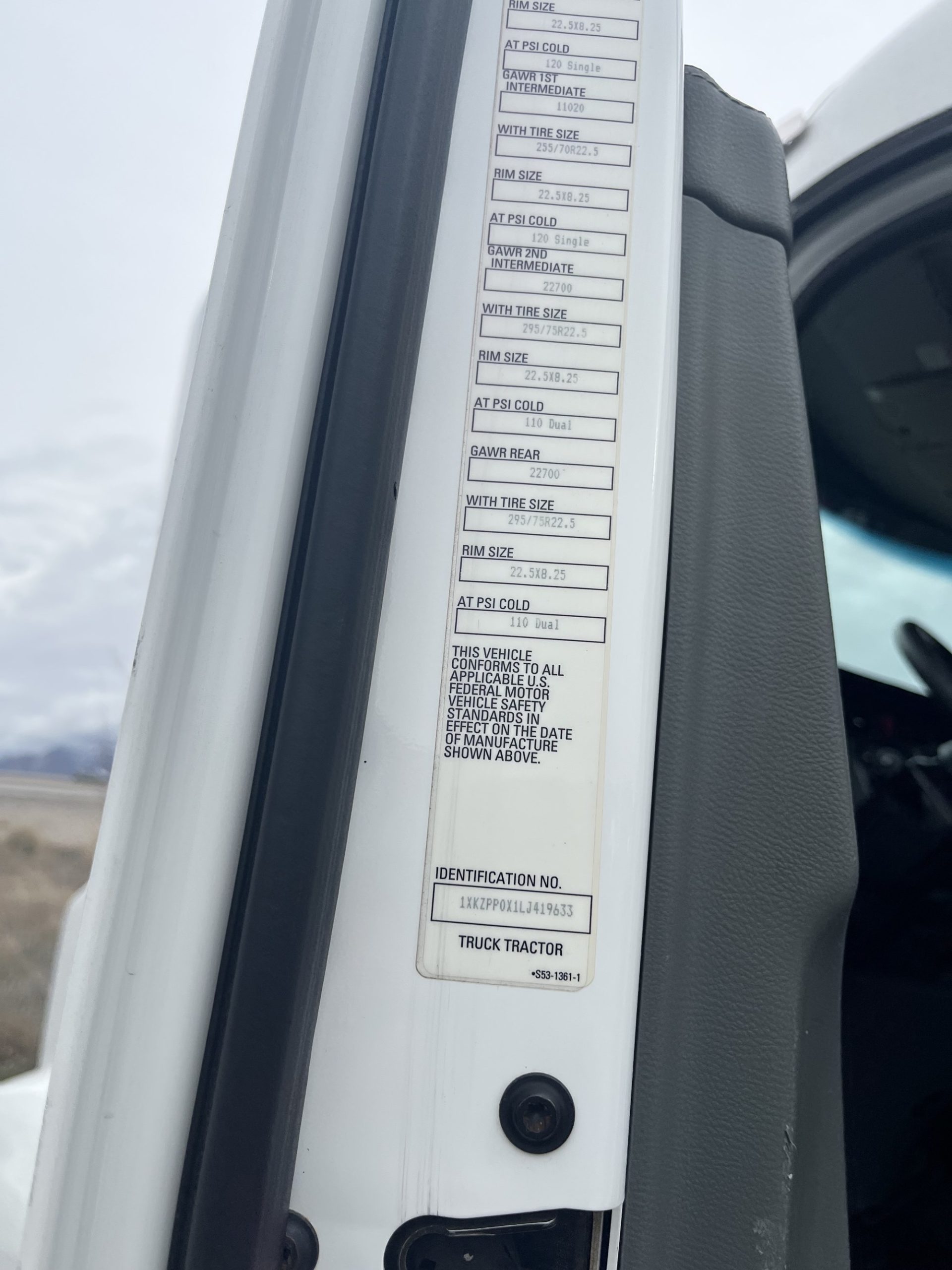 2020 Kenworth T880 - image 6 of 6