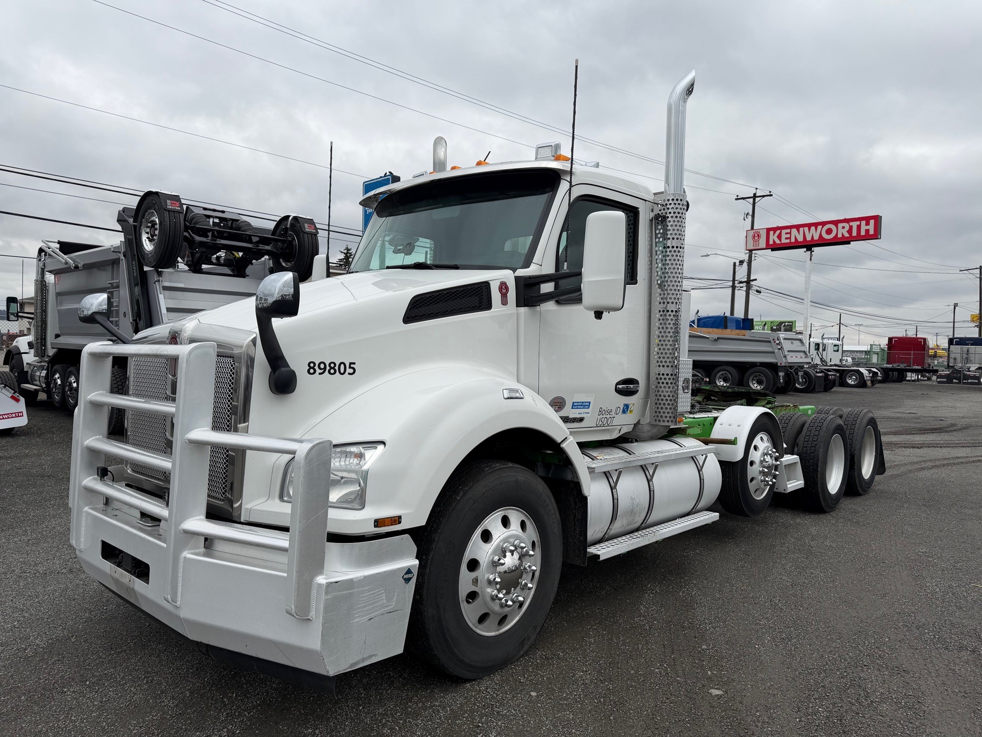 2020 Kenworth T880 - image 1 of 6