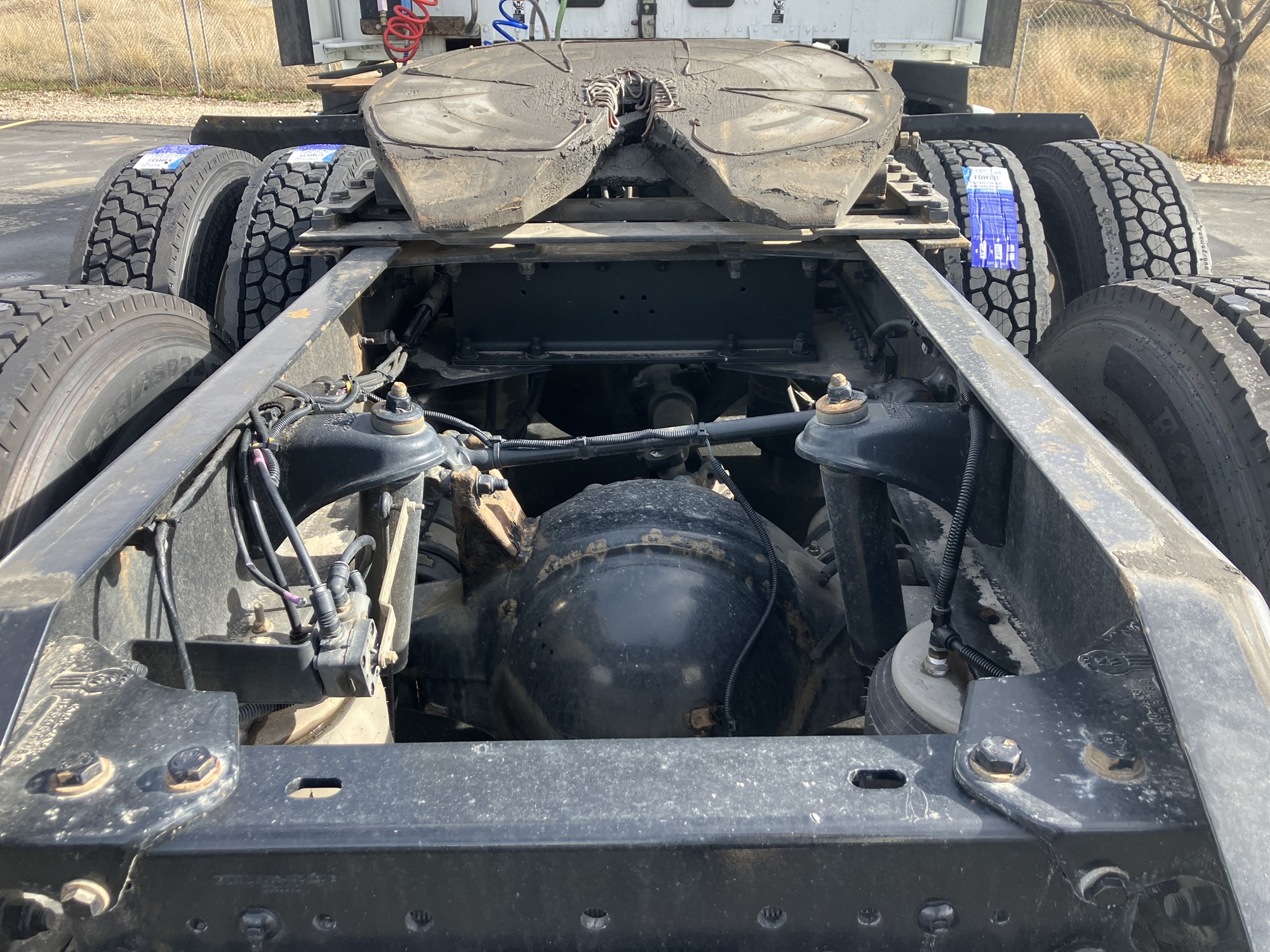 2021 Kenworth T680 2021 Kenworth T680 - image 5 of 6