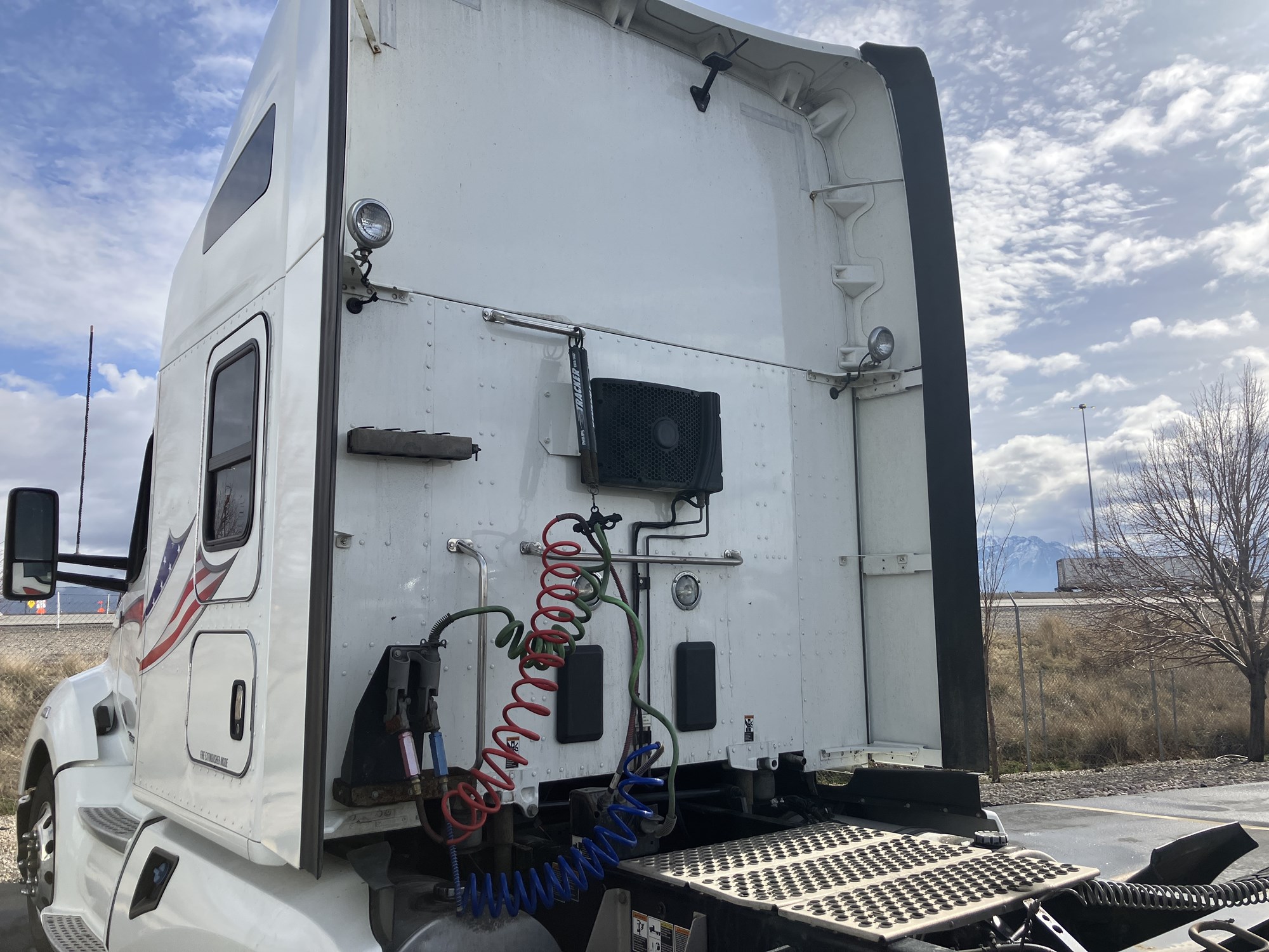 2021 Kenworth T680 - image 6 of 6