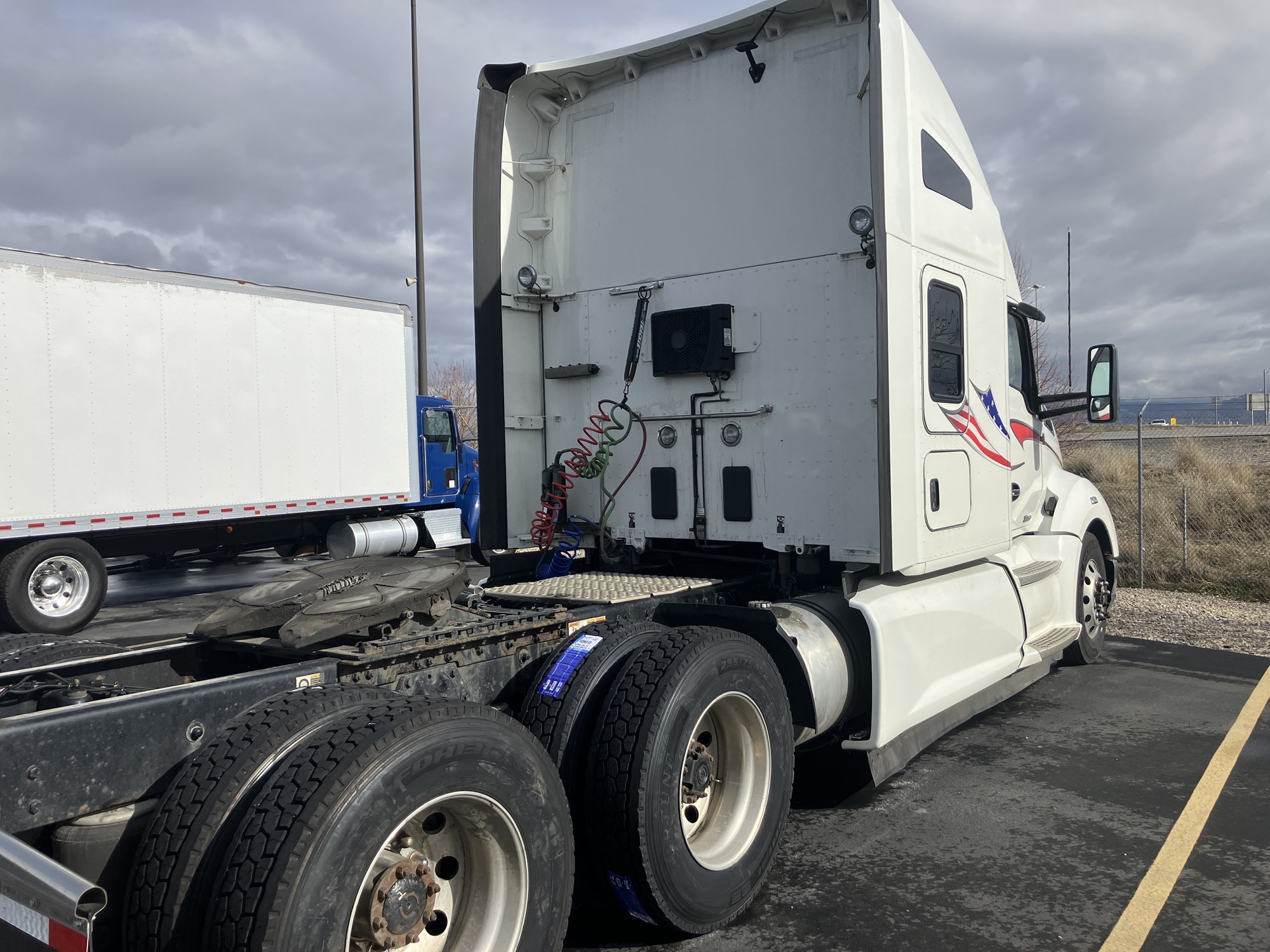 2021 Kenworth T680 2021 Kenworth T680 - image 6 of 6