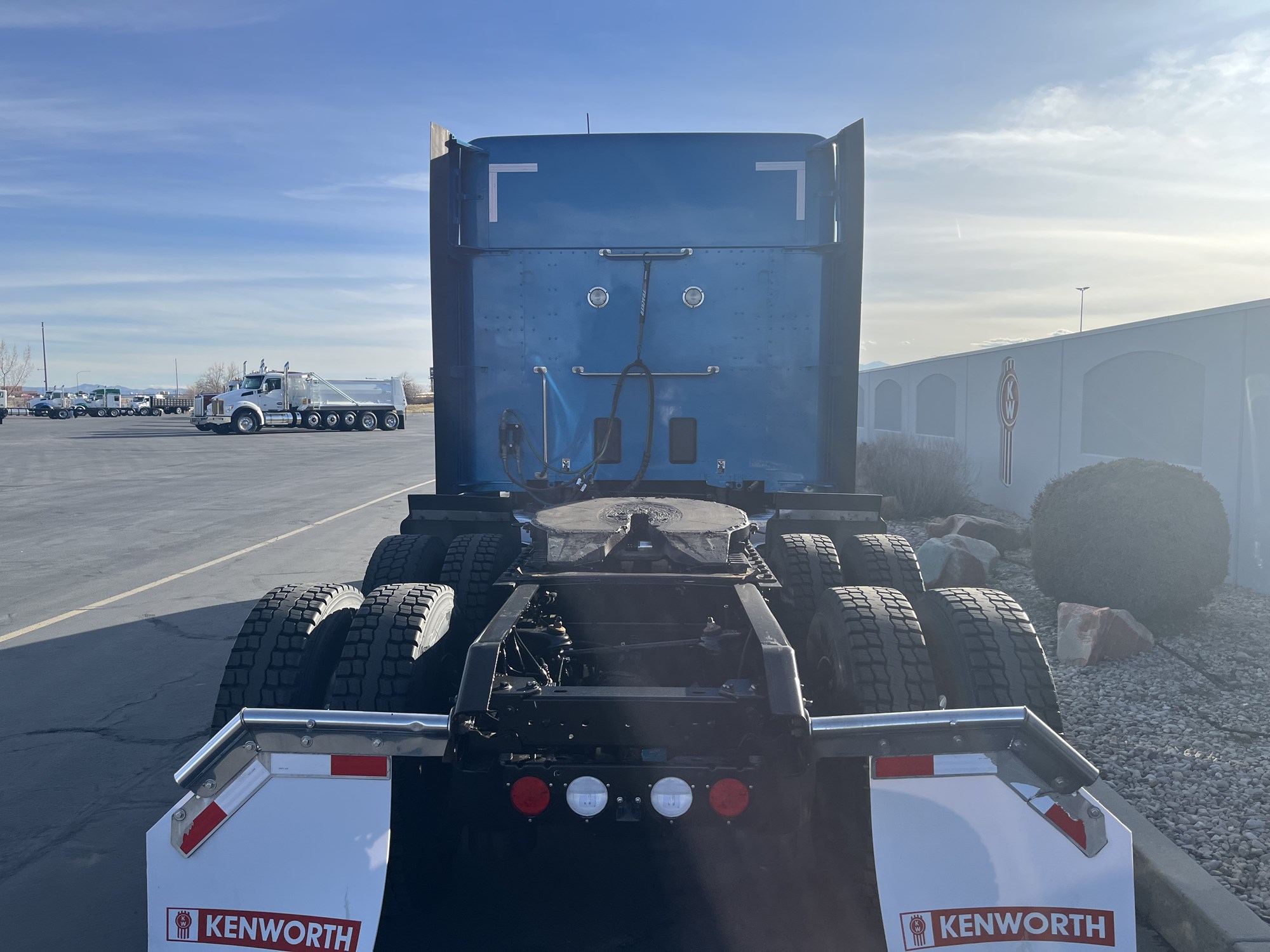 2022 Kenworth T680 - image 6 of 6