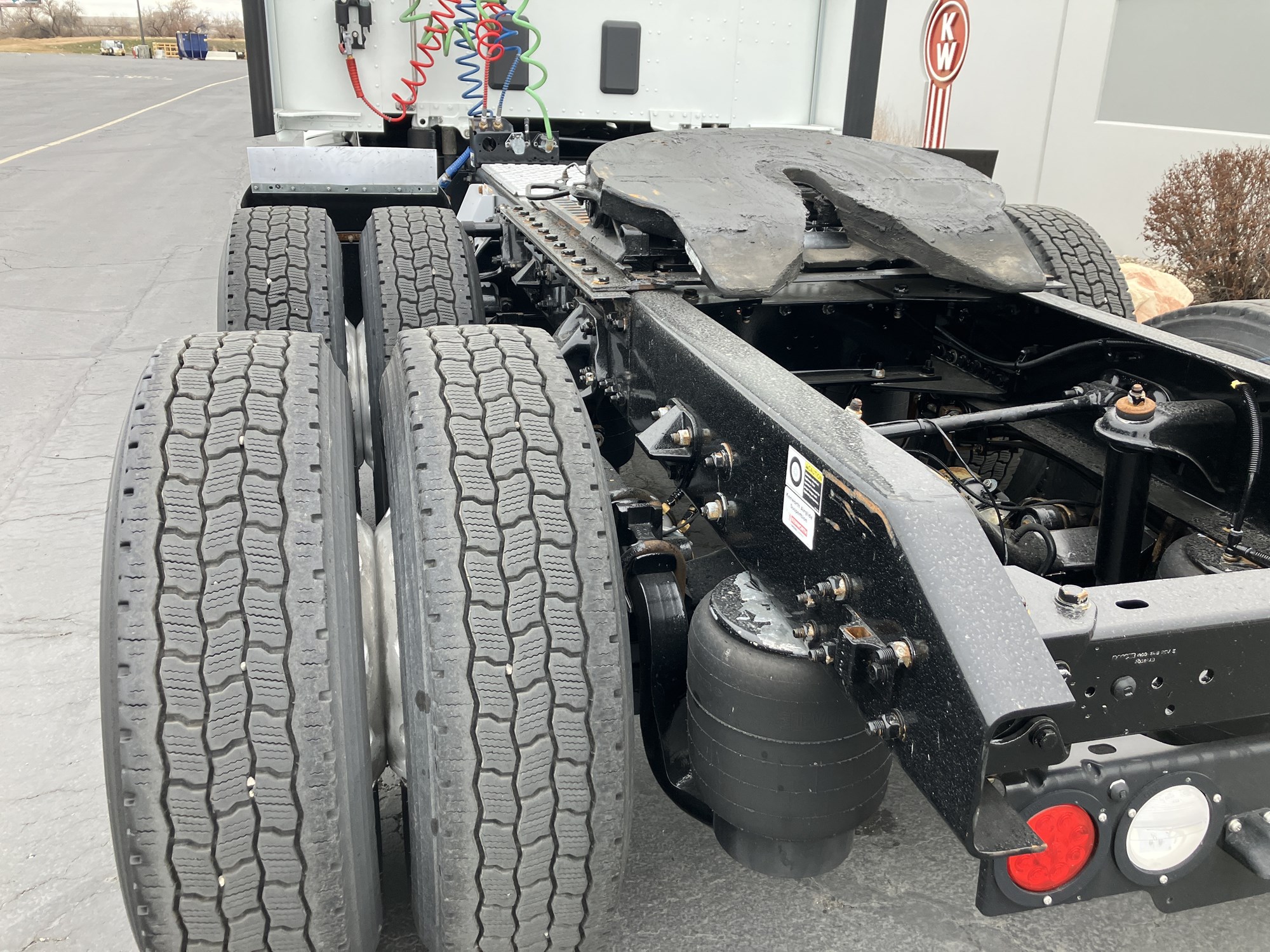 2022 Kenworth T680 - image 6 of 6