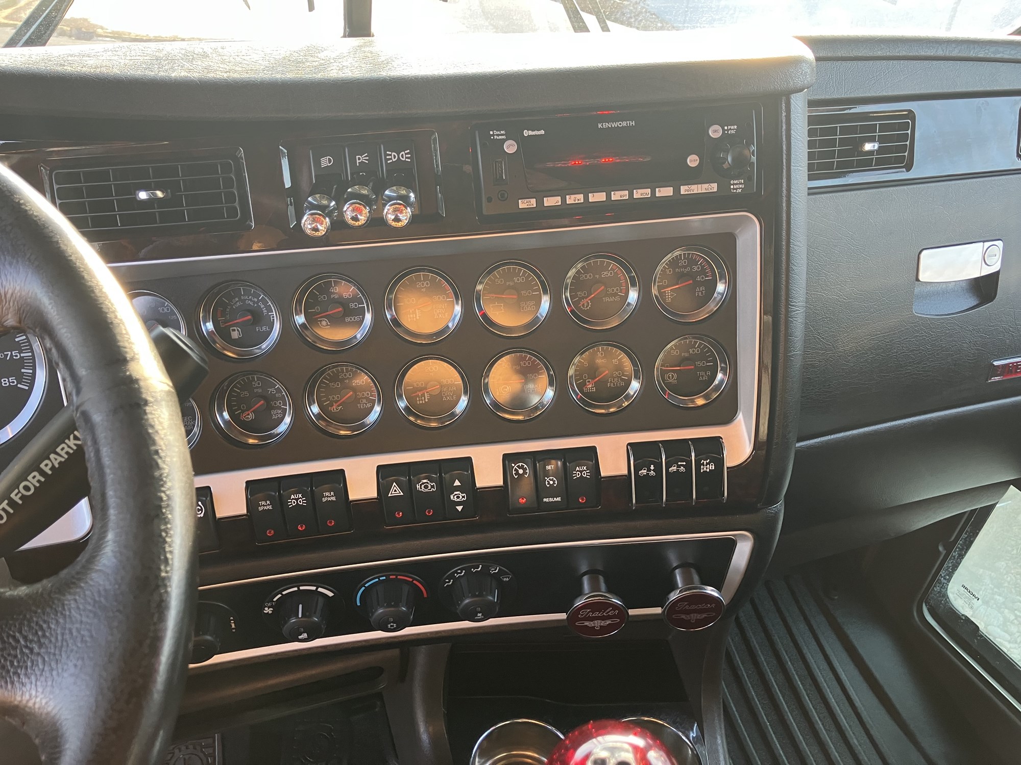 2022 Kenworth W900 NR121354U1-11 2022 Kenworth W900 NR121354U1-11