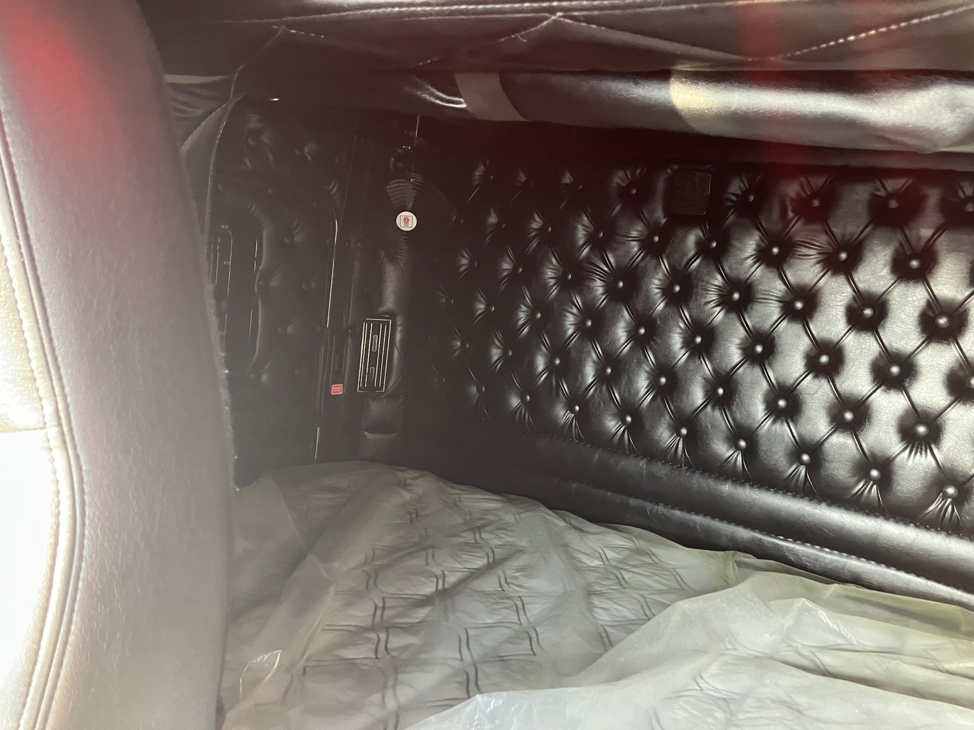 2022 Kenworth W900 NR121354U1-12 2022 Kenworth W900 NR121354U1-12