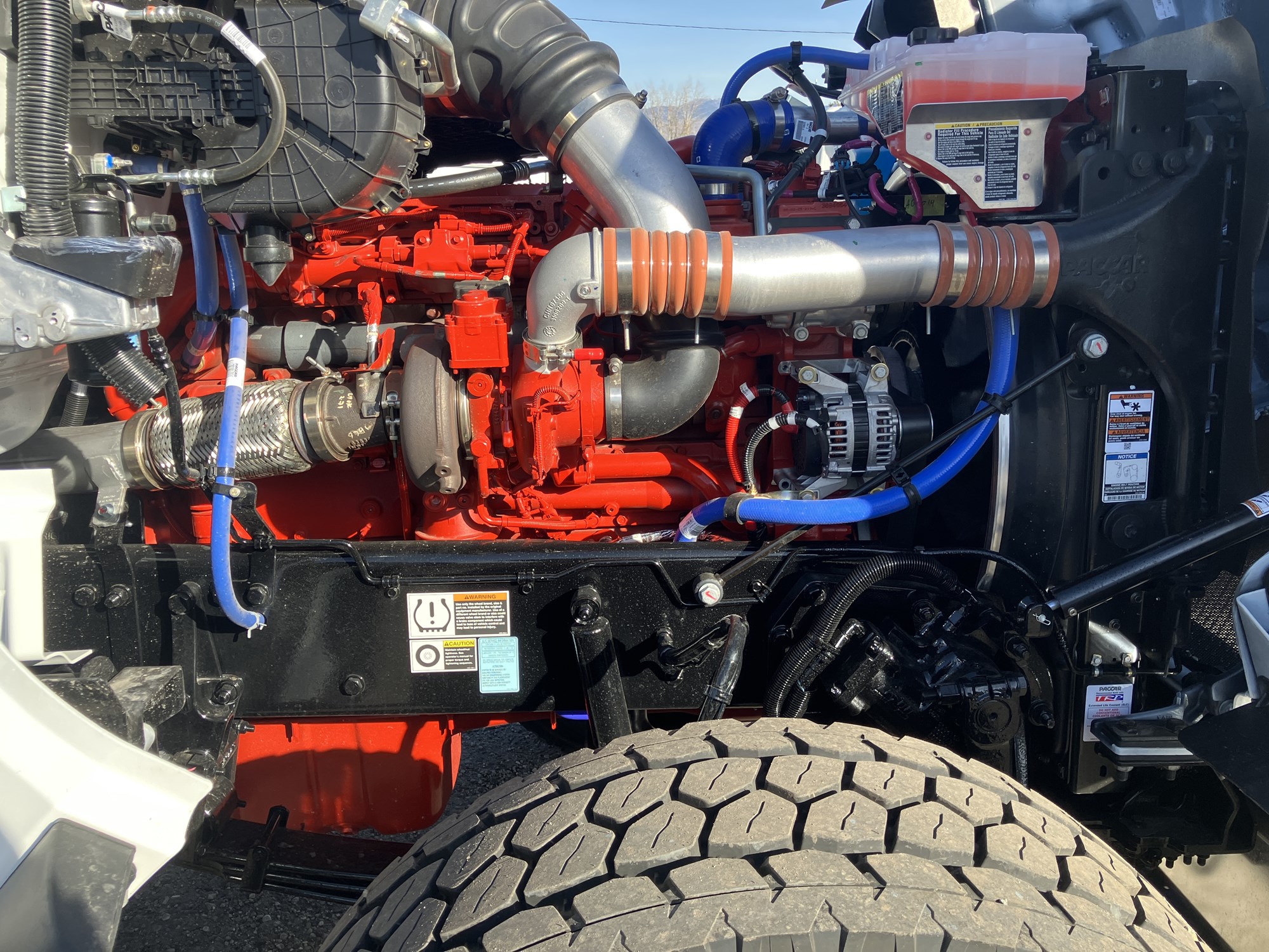 2027 Kenworth T880 VJ228904-12 2027 Kenworth T880 VJ228904-12