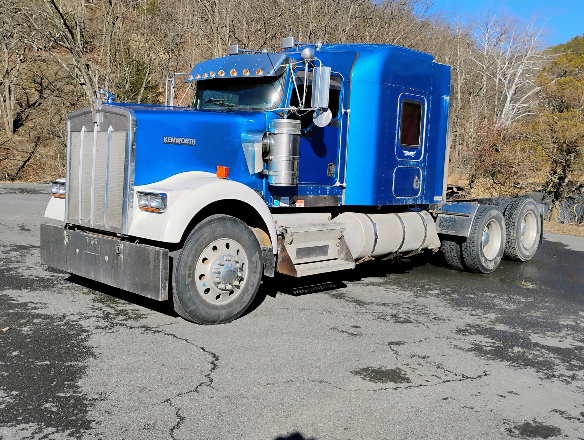 1999 Kenworth W900 XJ823289U-01 1999 Kenworth W900 XJ823289U-01
