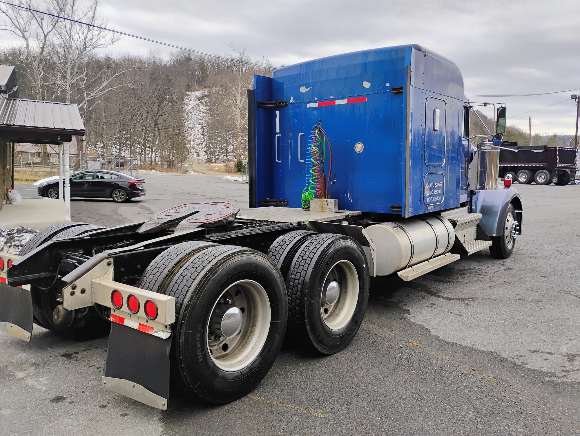 1999 Kenworth W900B 1999 Kenworth W900B - image 6 of 6