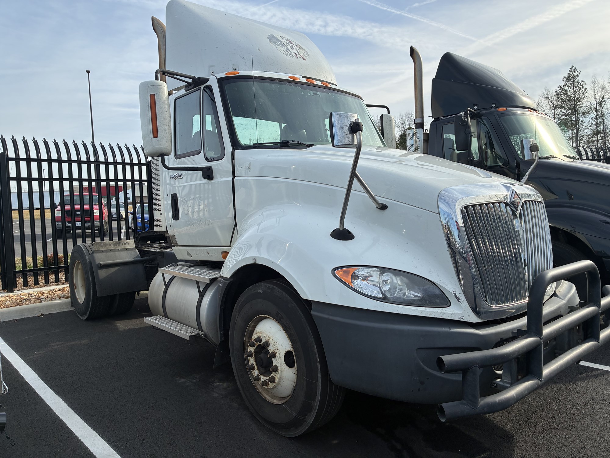 2011 International Prostar Premium 6X4 2011 International Prostar Premium 6X4 - image 3 of 6