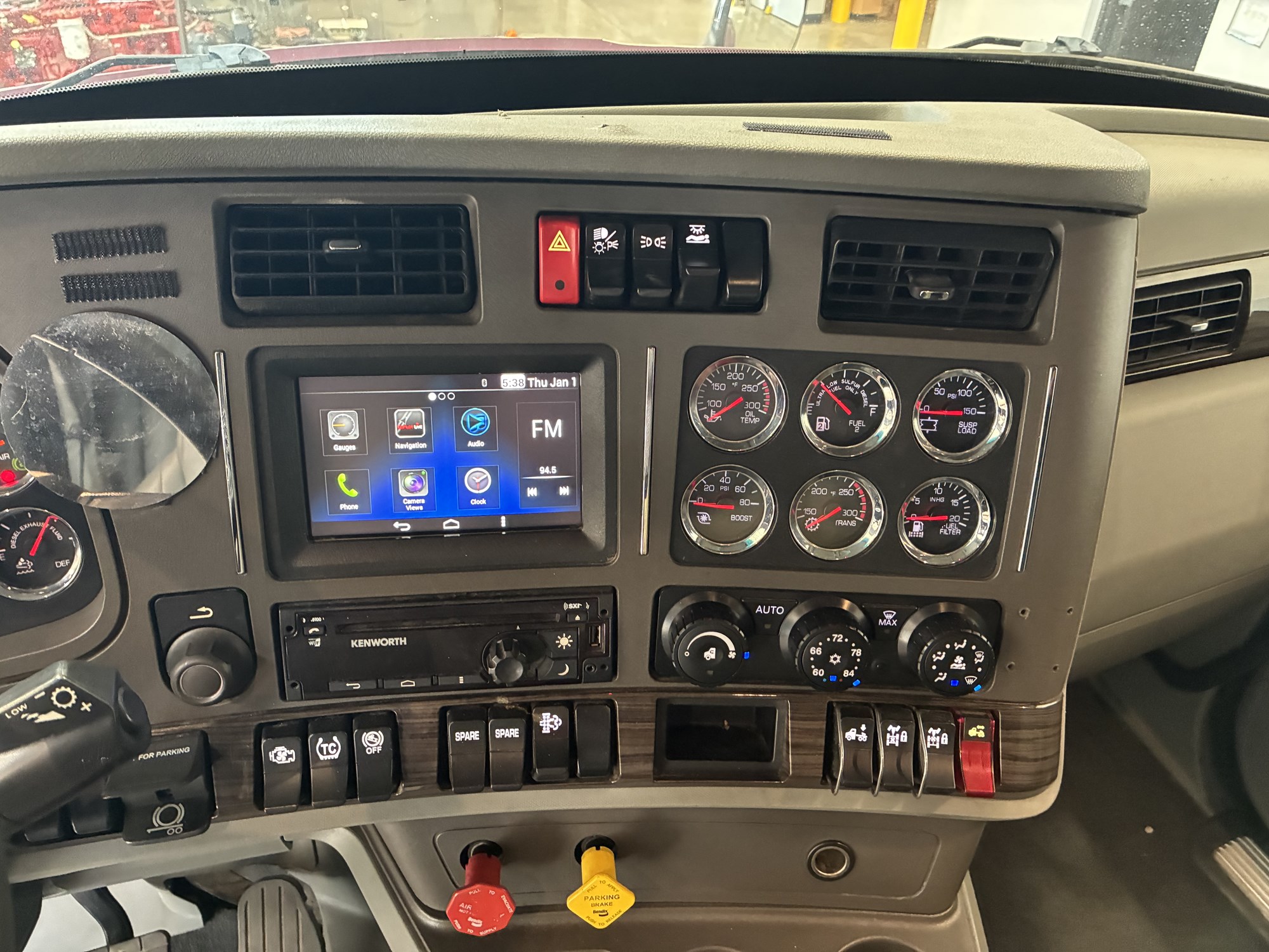 2019 Kenworth T680 - image 6 of 6