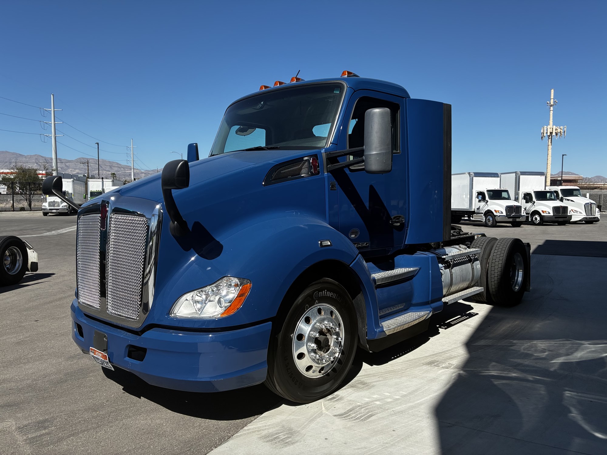 2020 Kenworth T680 2020 Kenworth T680 - image 6 of 6