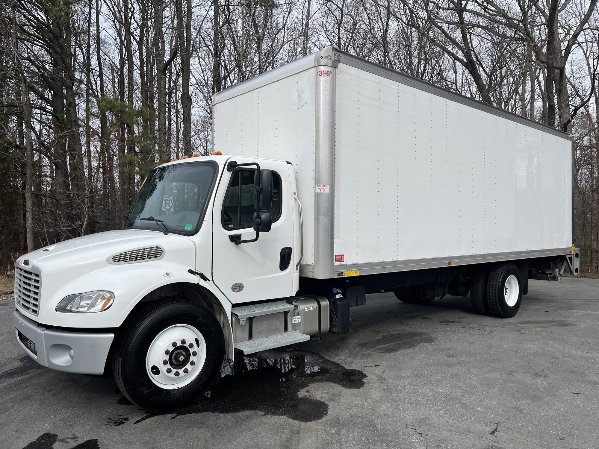 2022 Freightliner M2 2022 Freightliner M2 - image 1 of 6