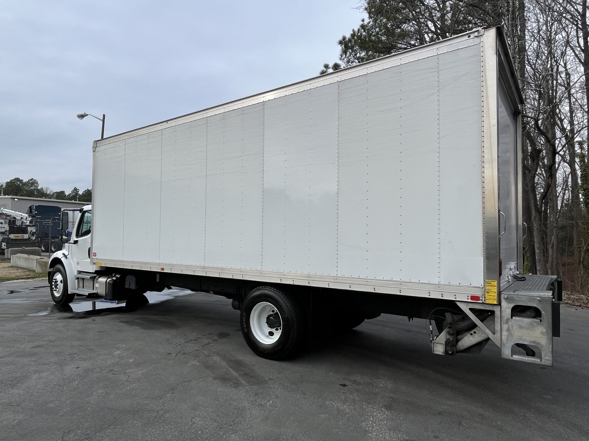 2022 Freightliner M2 2022 Freightliner M2 - image 6 of 6