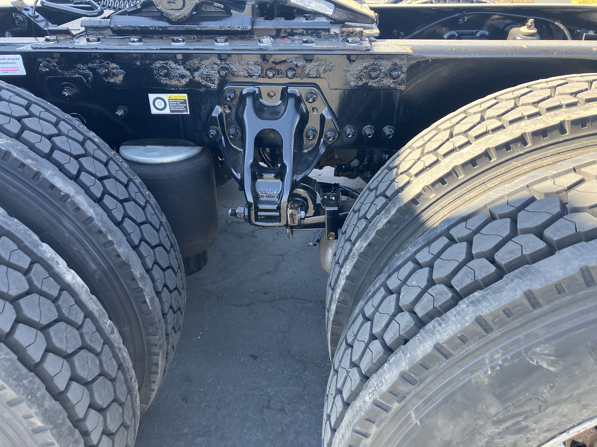 2022 Kenworth T680 - image 6 of 6