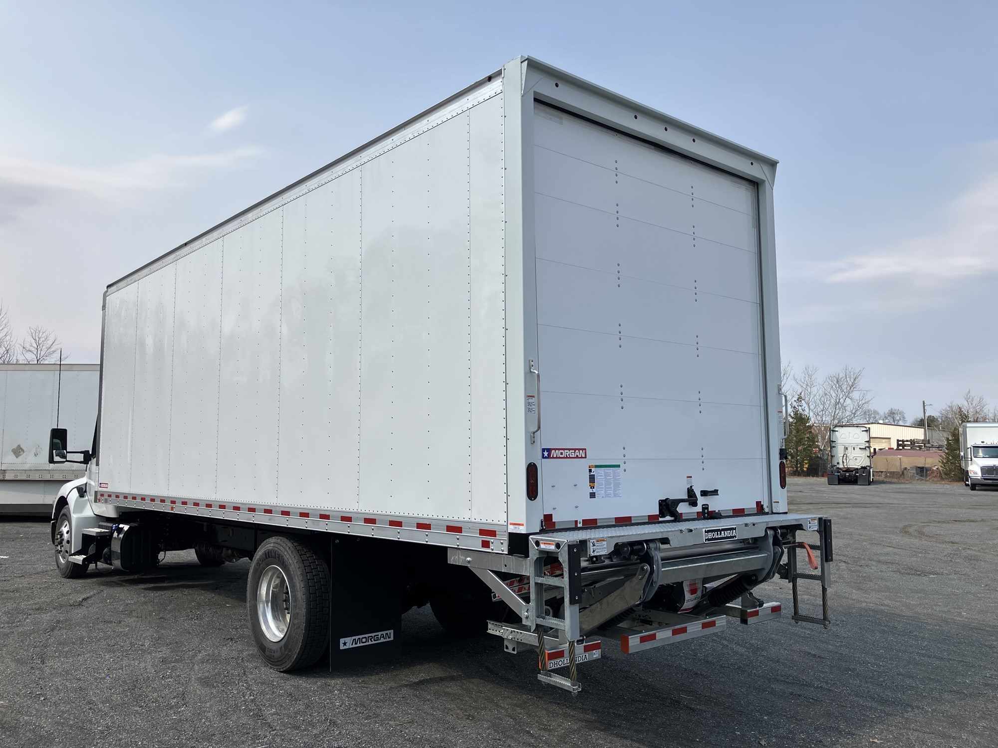 2025 Kenworth T280 - image 4 of 6