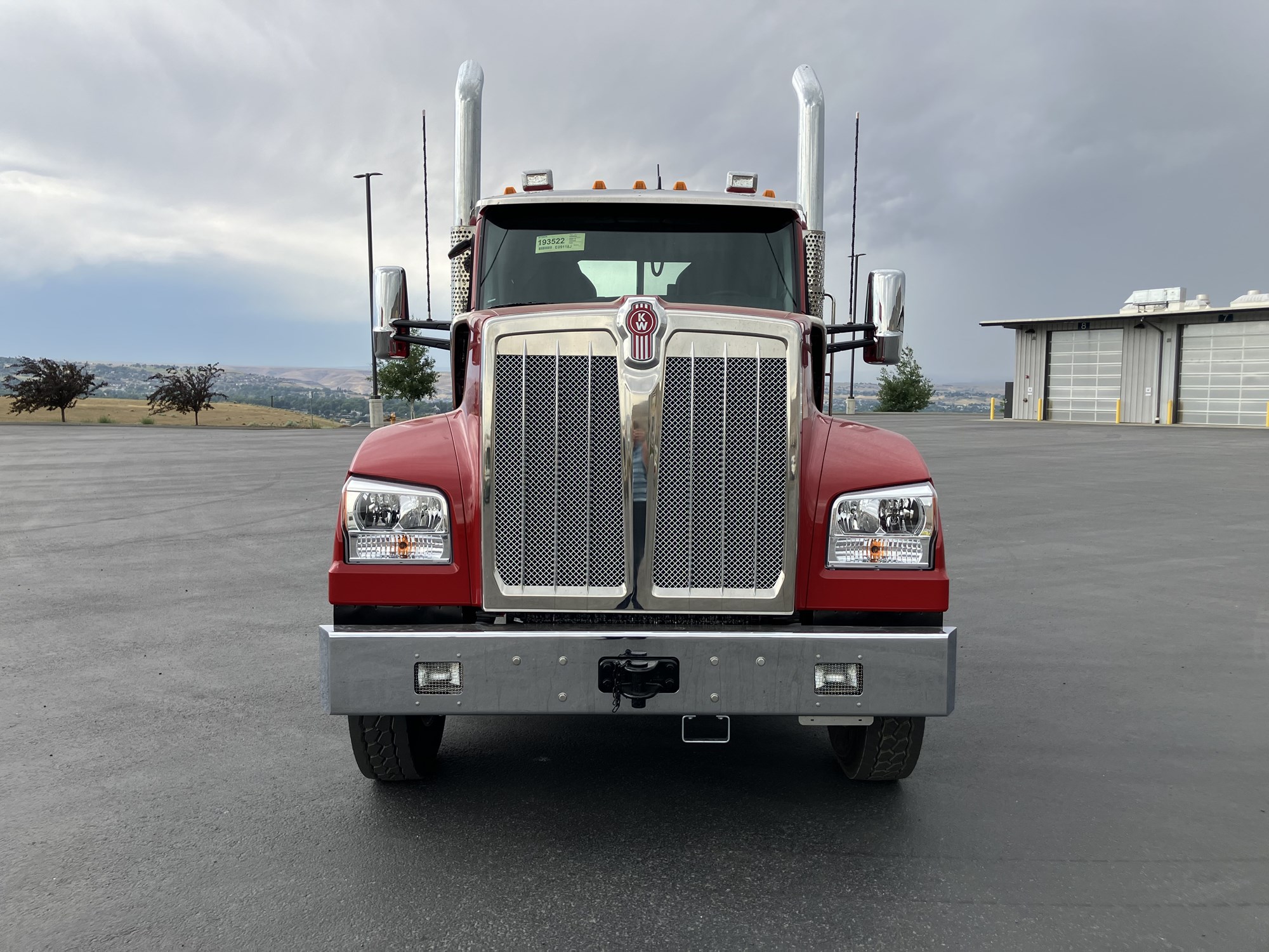 2026 Kenworth W990 - image 6 of 6