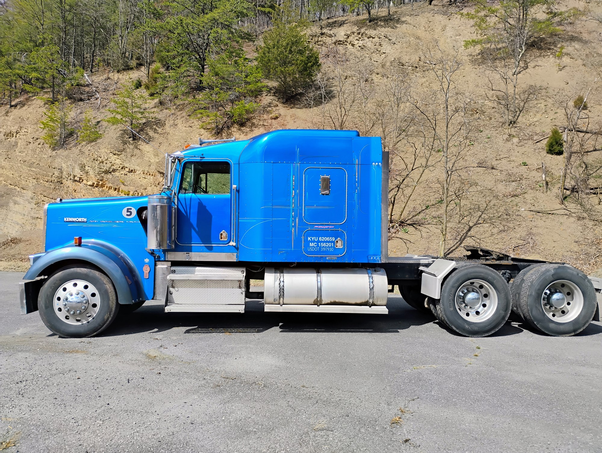1999 Kenworth W900B - image 4 of 6