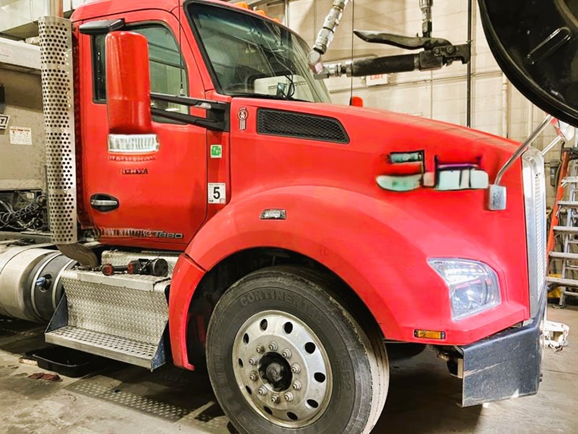 2015 Kenworth T880 - image 1 of 1