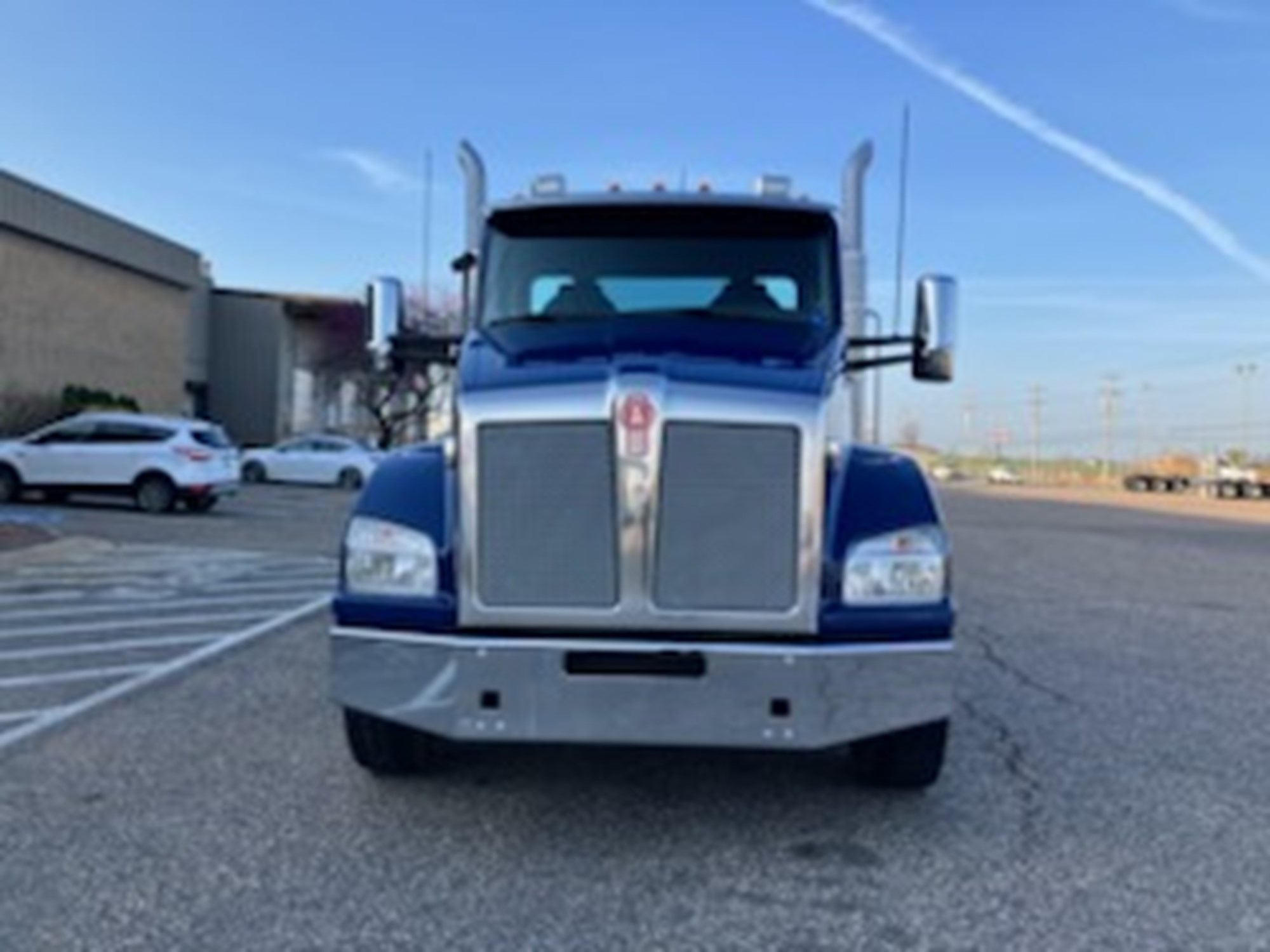 2016 Kenworth T880 2016 Kenworth T880 - image 2 of 6