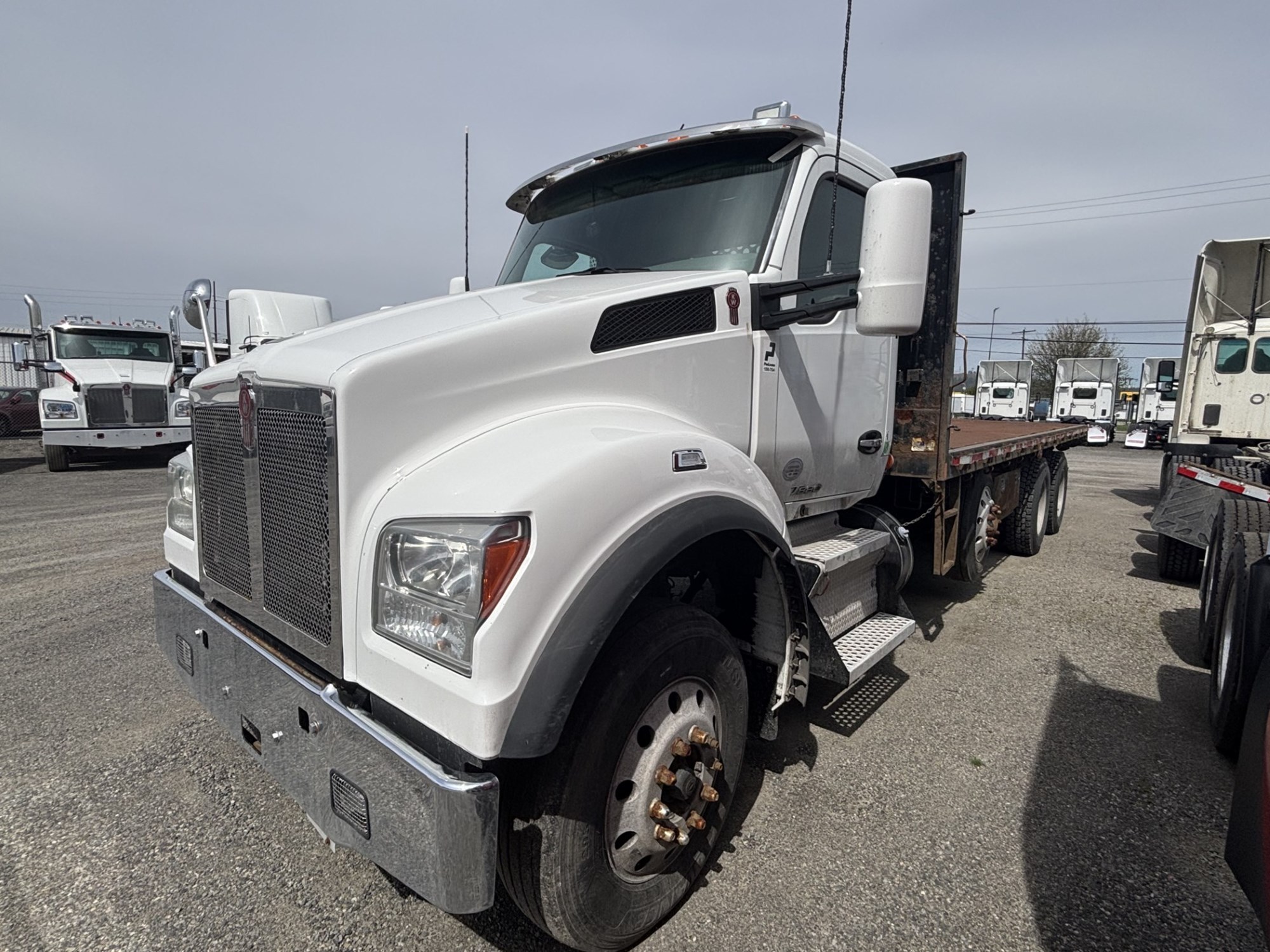 2019 Kenworth T880 - image 1 of 6