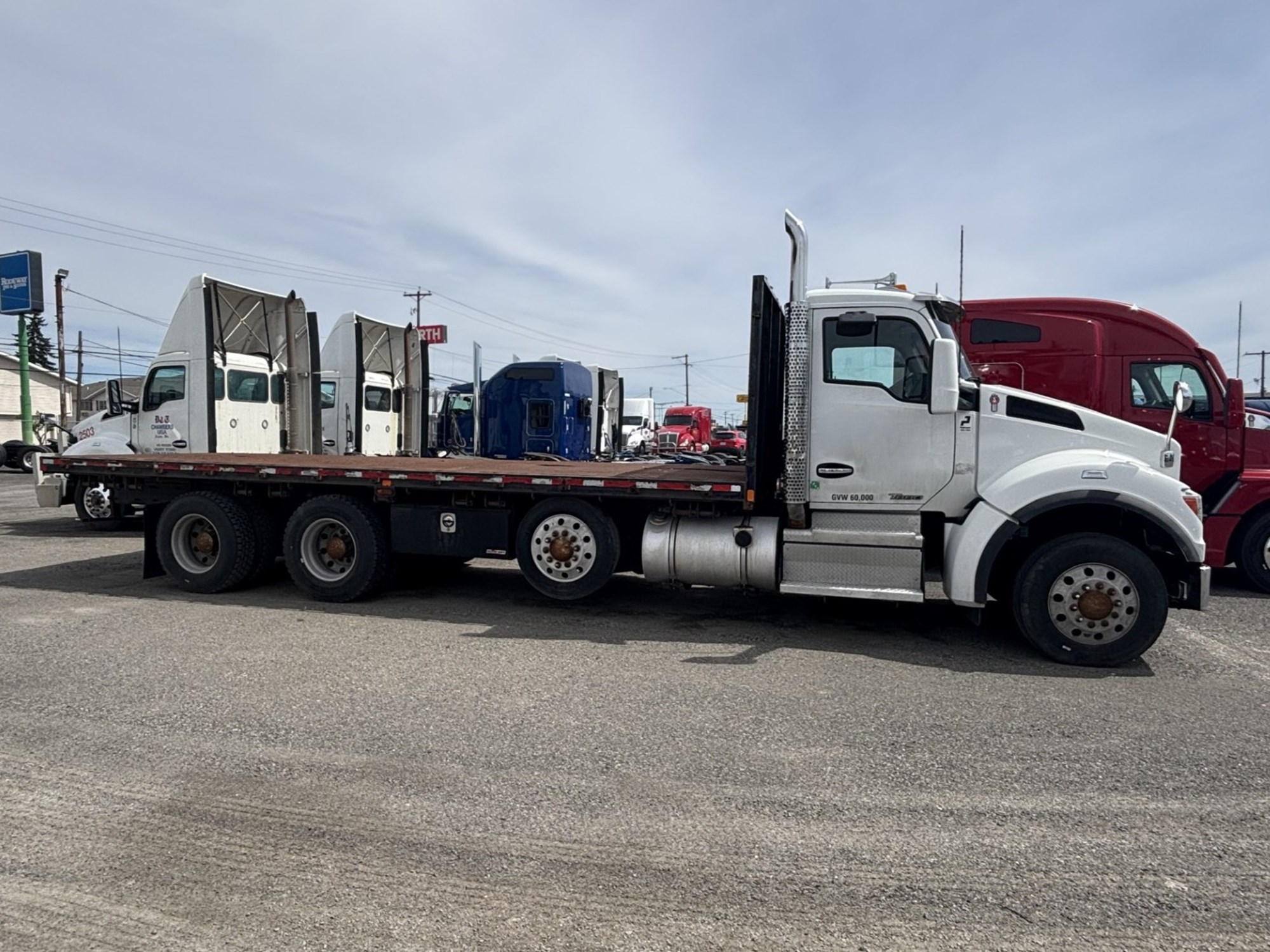 2019 Kenworth T880 - image 5 of 6