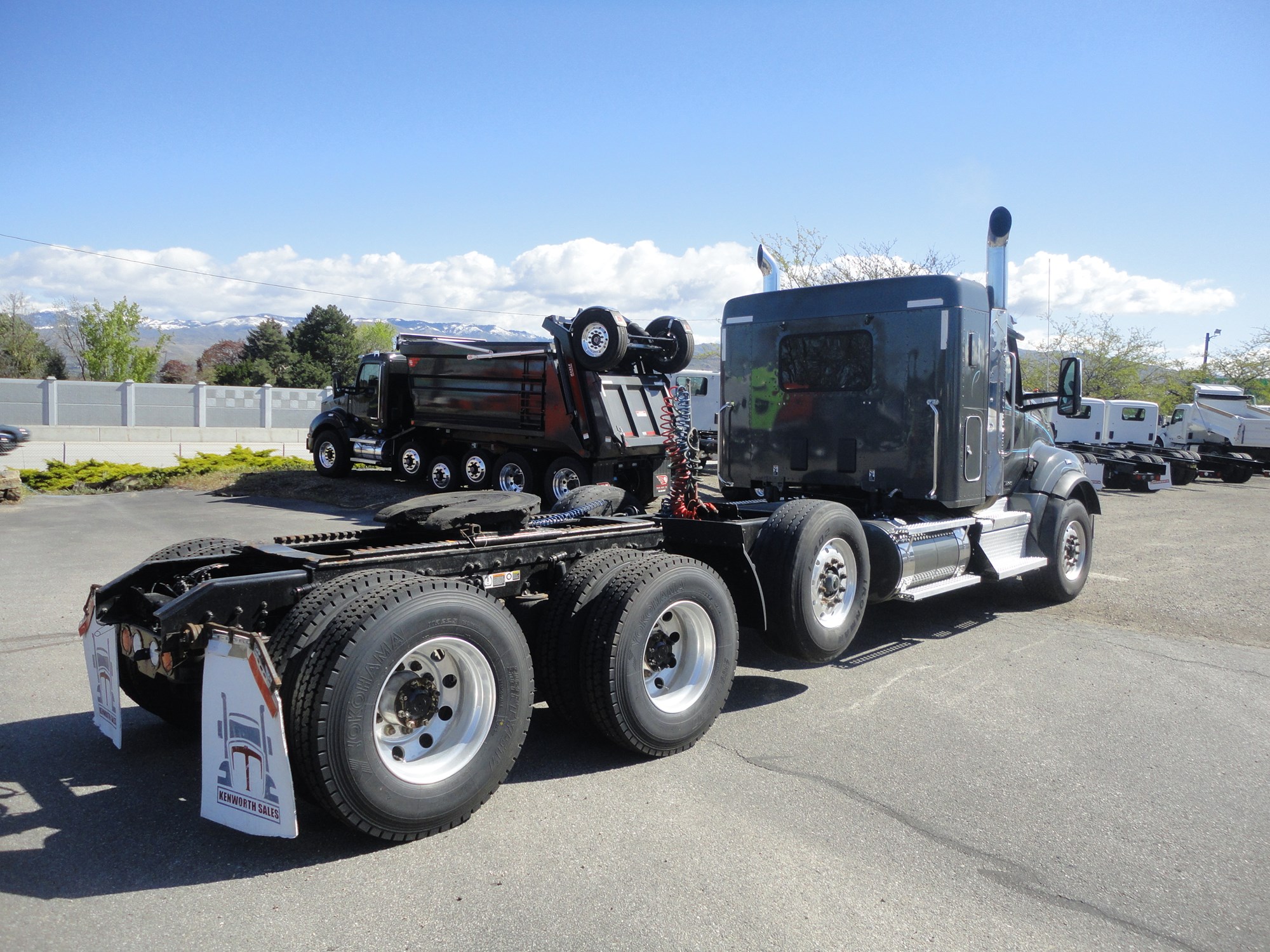 2021 Kenworth T880 - image 5 of 6