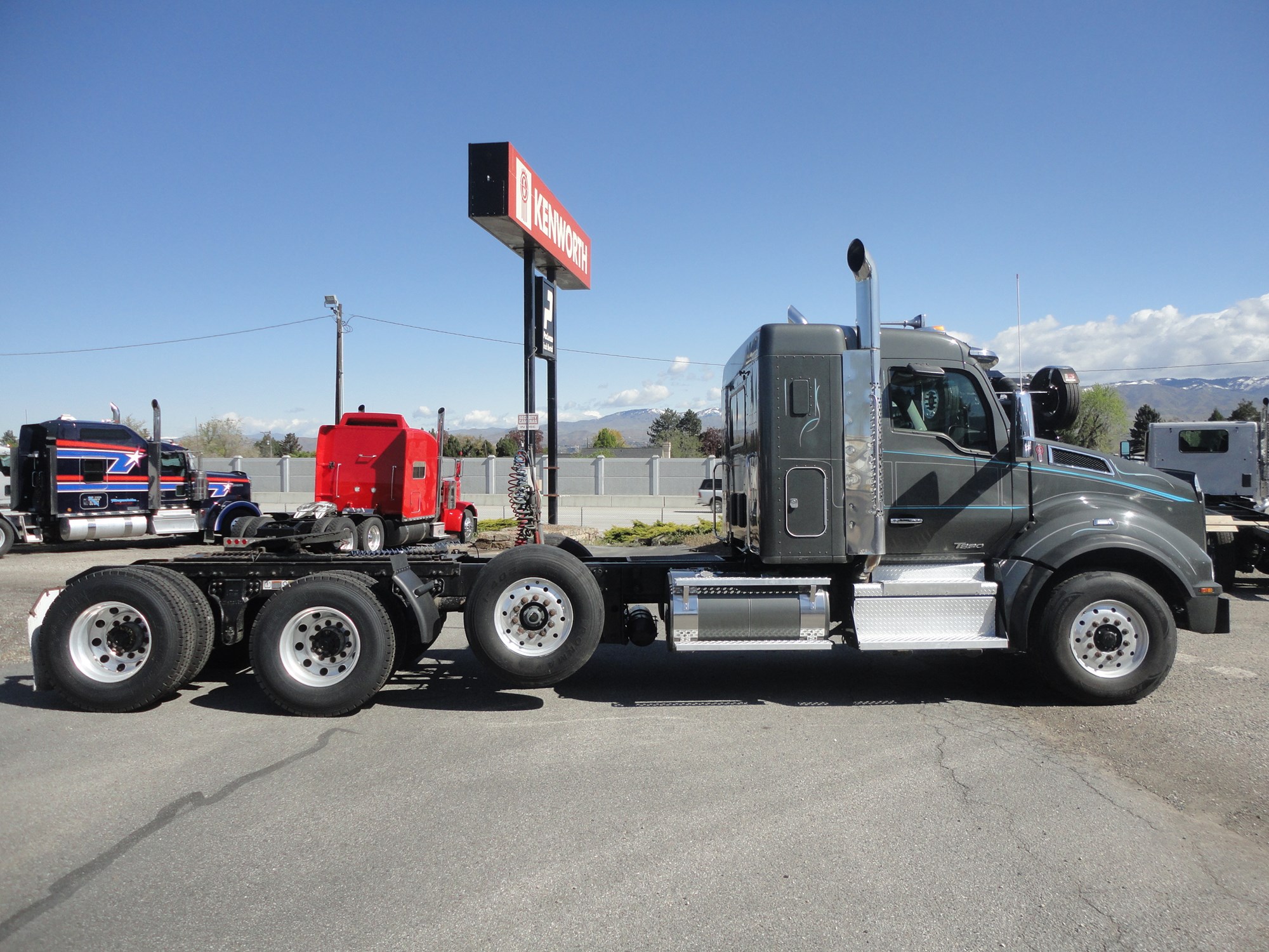2021 Kenworth T880 - image 6 of 6