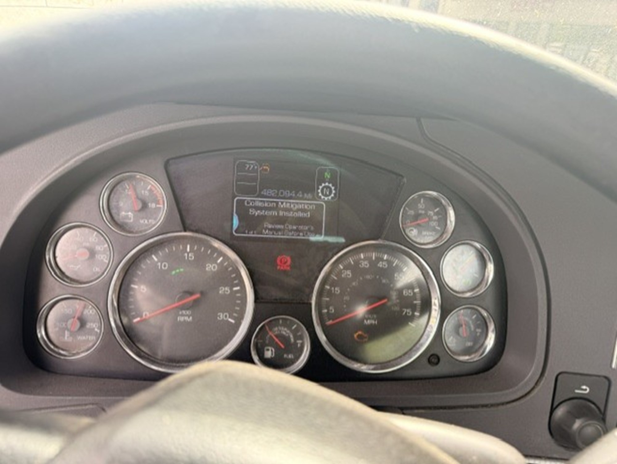 2022 Kenworth T680 - image 6 of 6