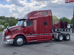 2023 Peterbilt 579 PD862309U-01