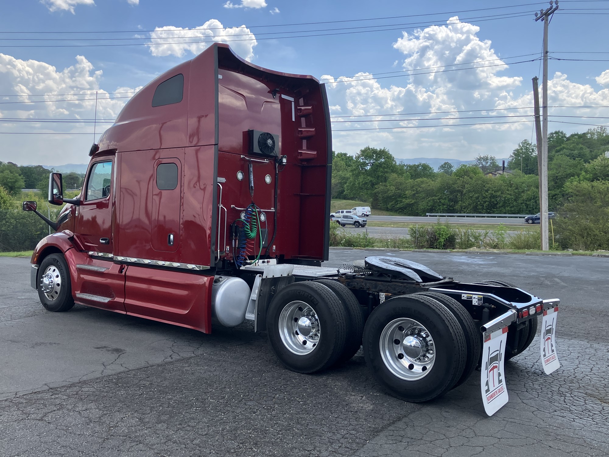 2023 Peterbilt 579 - image 6 of 6