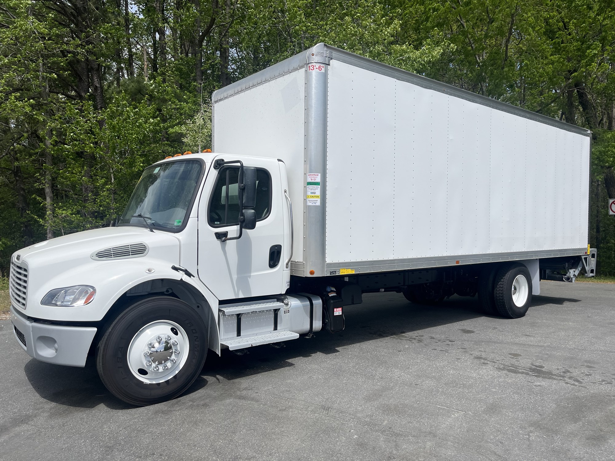 2023 Freightliner M2 - image 1 of 6