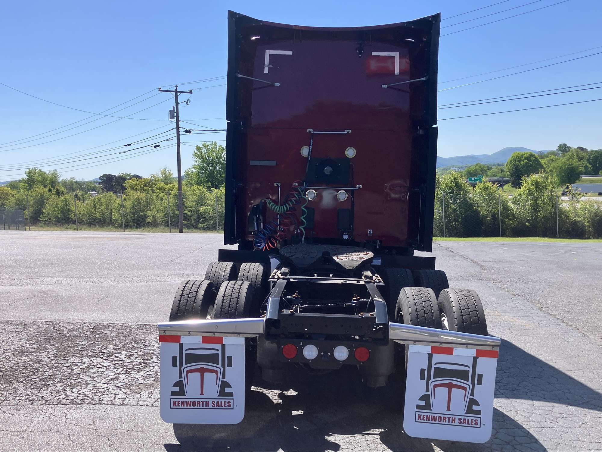 2023 Kenworth T680 Next Gen - image 5 of 6