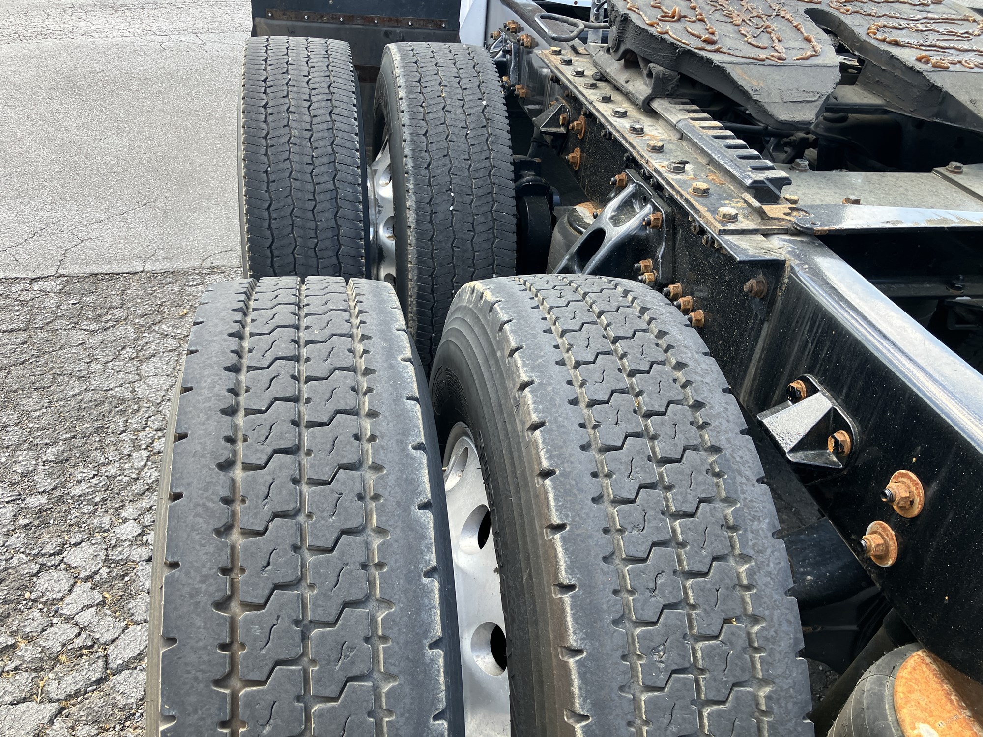 2023 Kenworth T680 Next Gen PJ227255U-18 2023 Kenworth T680 Next Gen PJ227255U-18