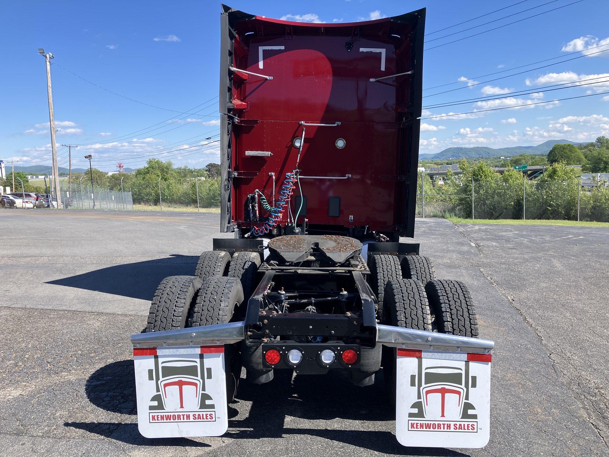 2024 Kenworth T680 Next Gen - image 5 of 6