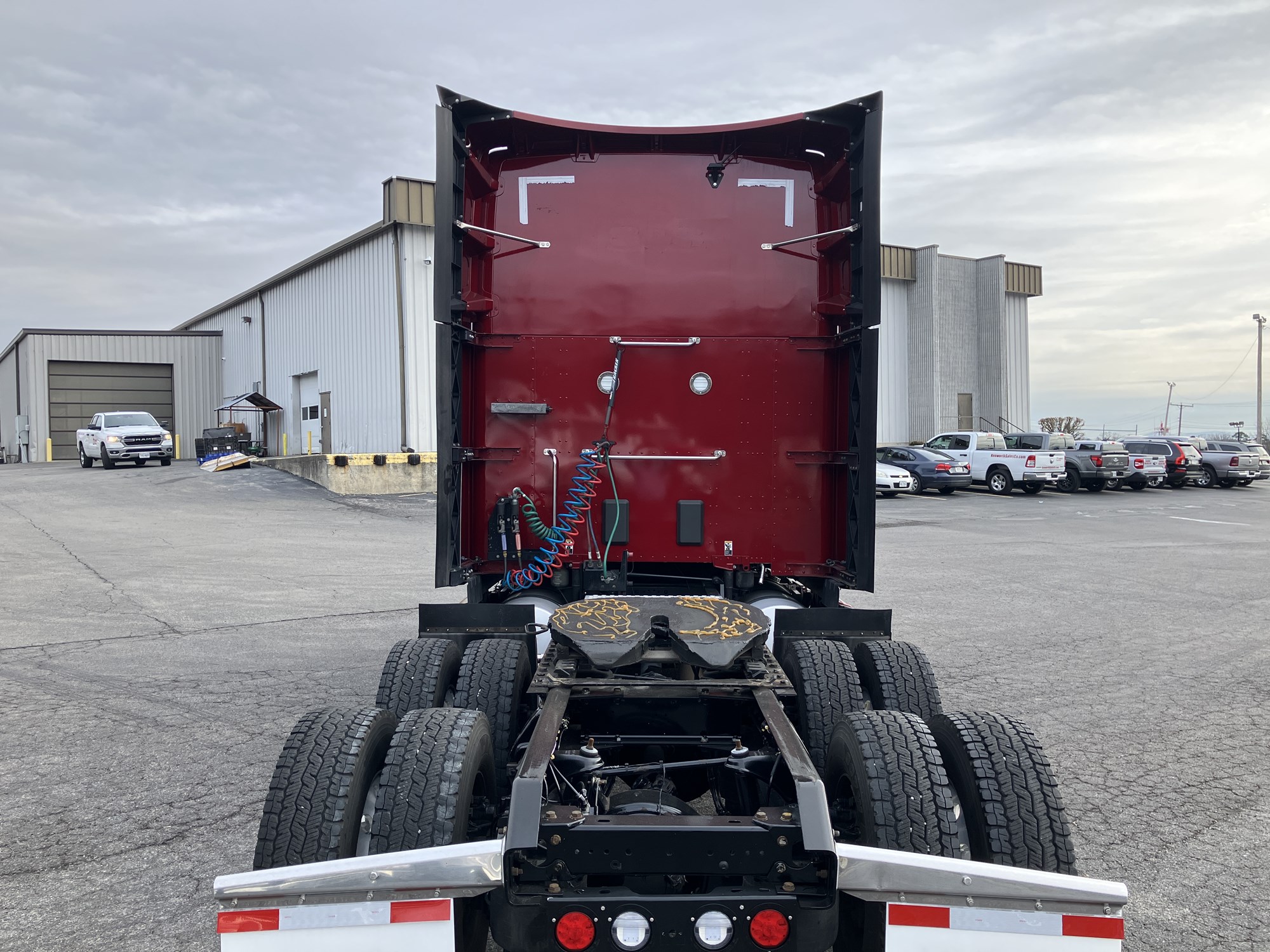 2024 Kenworth T680 Next Gen - image 5 of 6