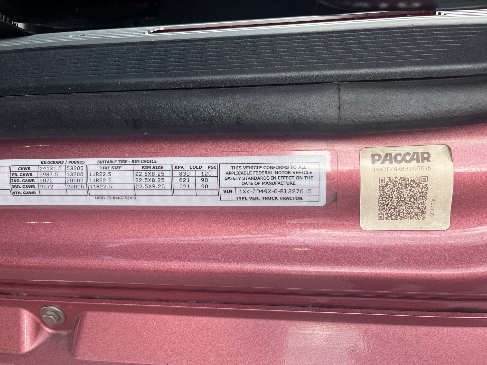 2024 Kenworth T880 - image 6 of 6