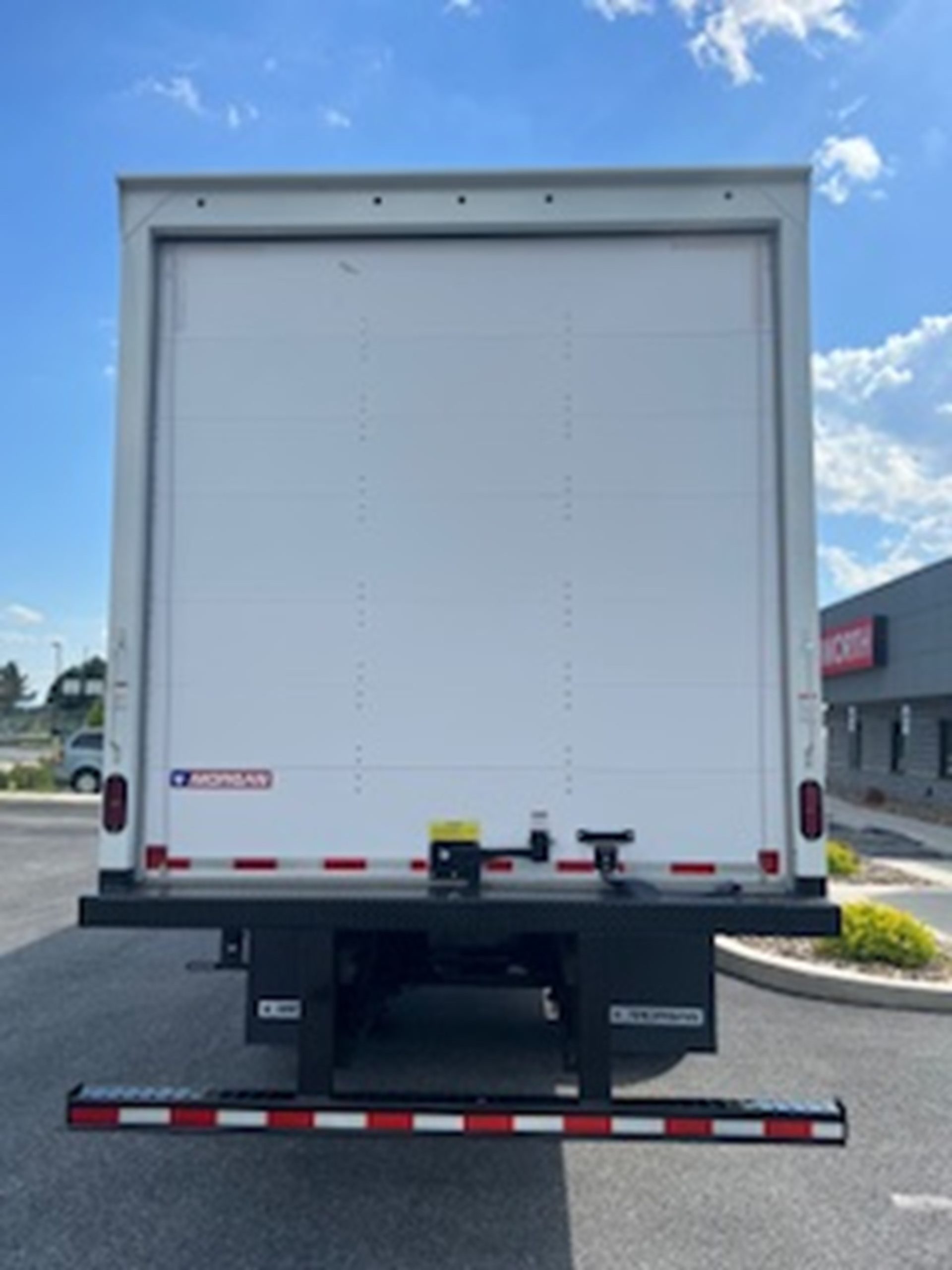2025 Kenworth T380 - image 6 of 6