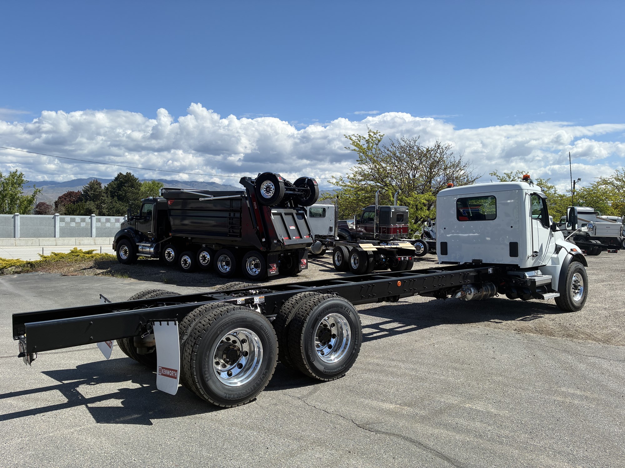 2026 Kenworth T480 - image 5 of 6